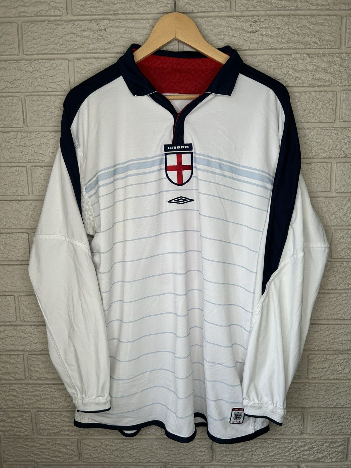 Umbro Vintage 2003 Umbro England Rooney Long Sleeve Home Jersey Size US XL / EU 56 / 4 - 9 Thumbnail