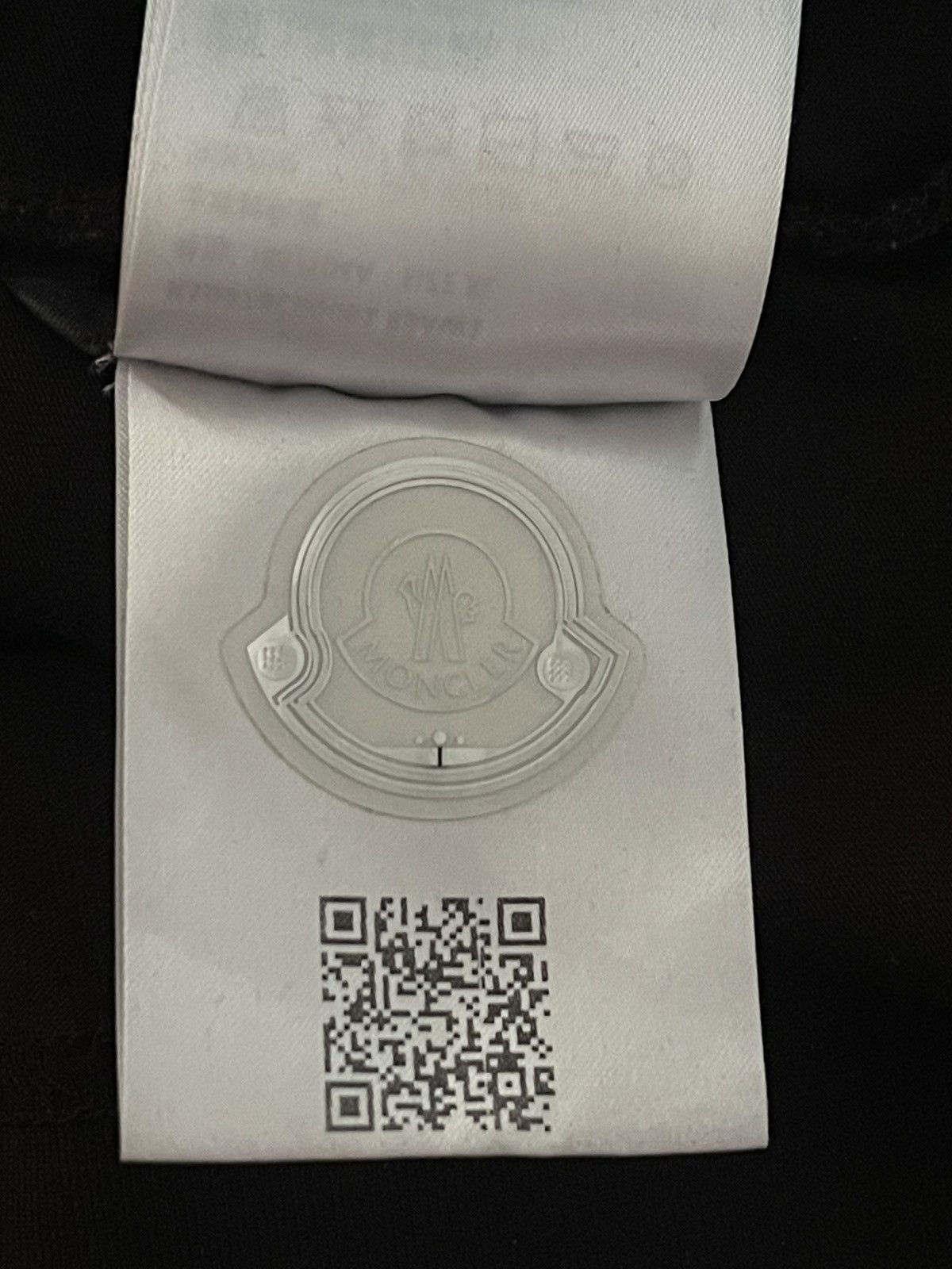 Moncler Moncler Grenoble T Shirt Size US L / EU 52-54 / 3 - 6 Thumbnail