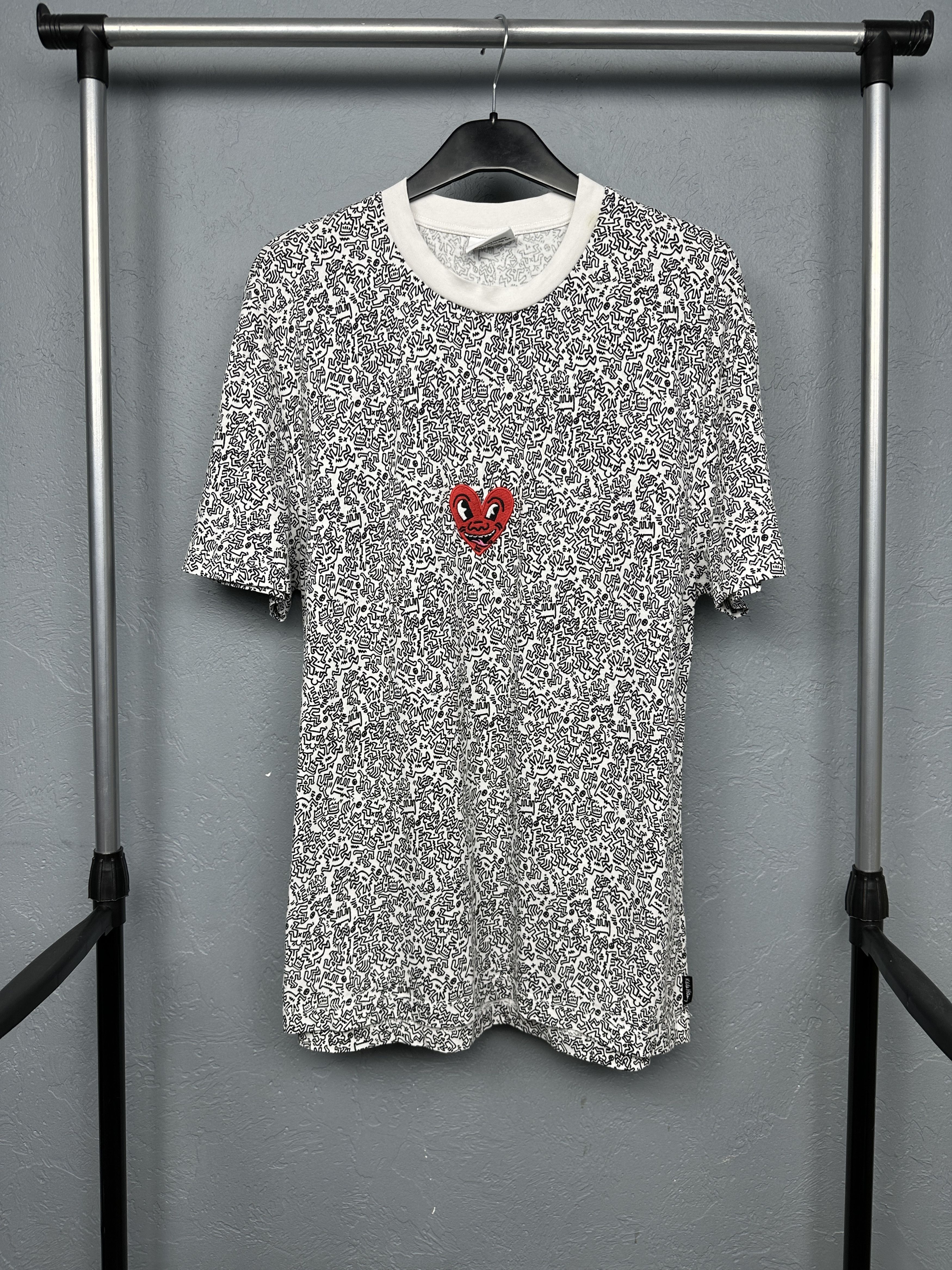 Keith Haring Keith Haring Heart Logo Mens Overprint T-Shirt Size US M / EU 48-50 / 2 - 1 Thumbnail