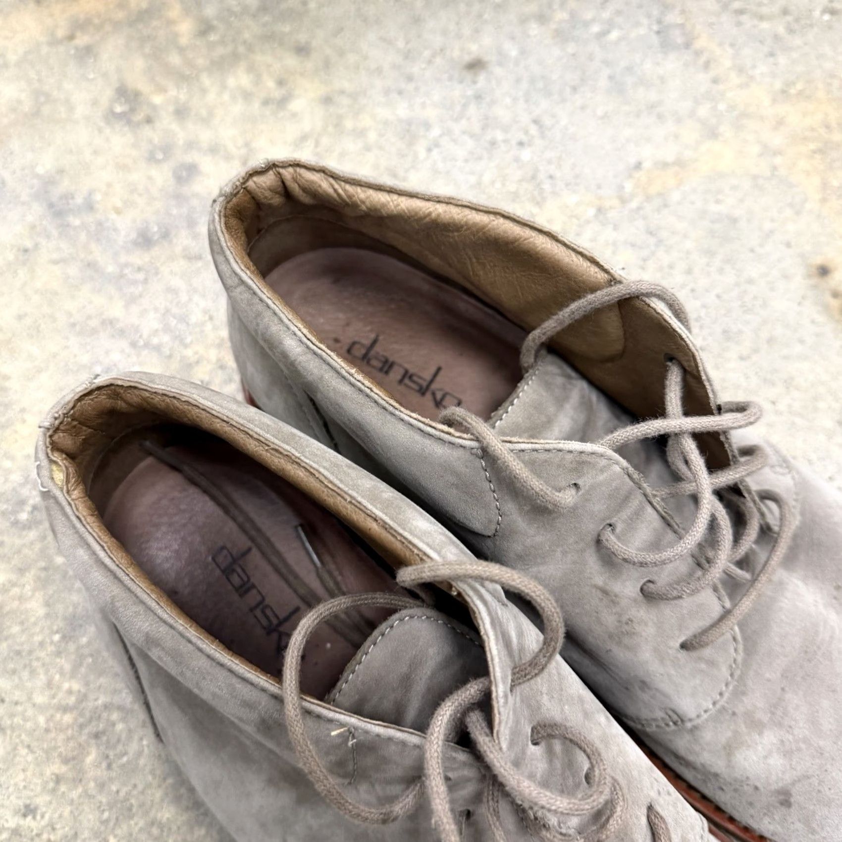 Dansko Dansko Jake Chukka Boots Sz 45/US 12 Nubuck Leather Taupe Comfort Mens Boots Size US 12 / EU 45 - 6 Thumbnail