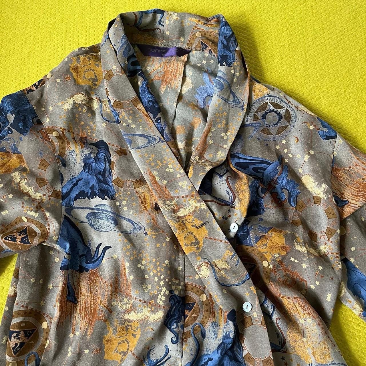 Japanese Brand JAPANESE VINTAGE BRAND - DONNA UNO • ASTROLOGY PRINT BLOUSE Size M / US 6-8 / IT 42-44 - 5 Thumbnail