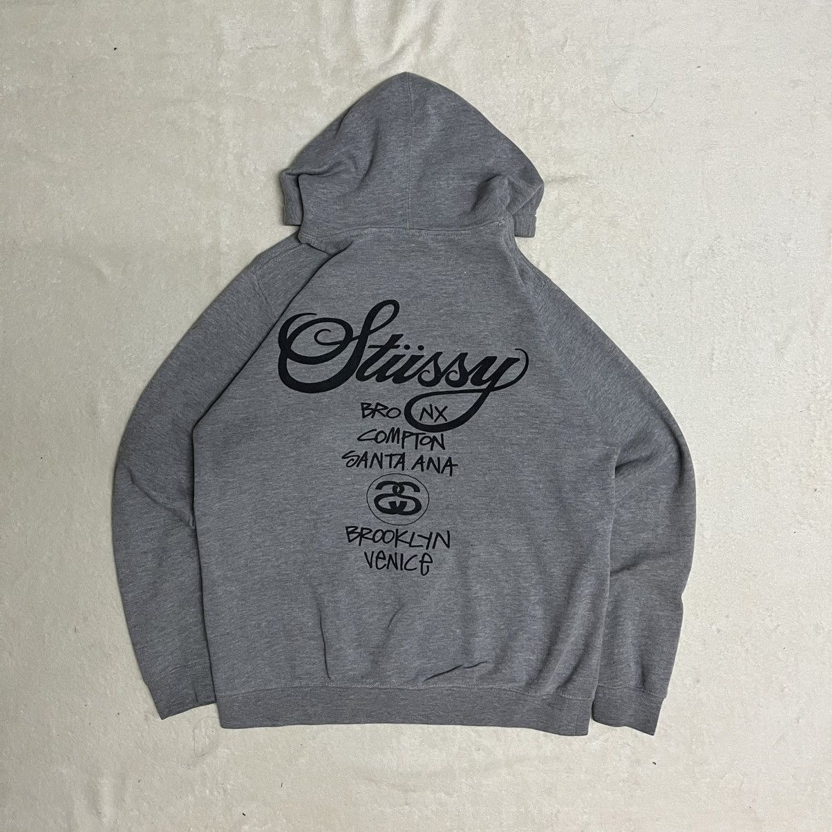 Stussy Stussy World Tour Hoodie Grey Size US L / EU 52-54 / 3 - 2 Thumbnail