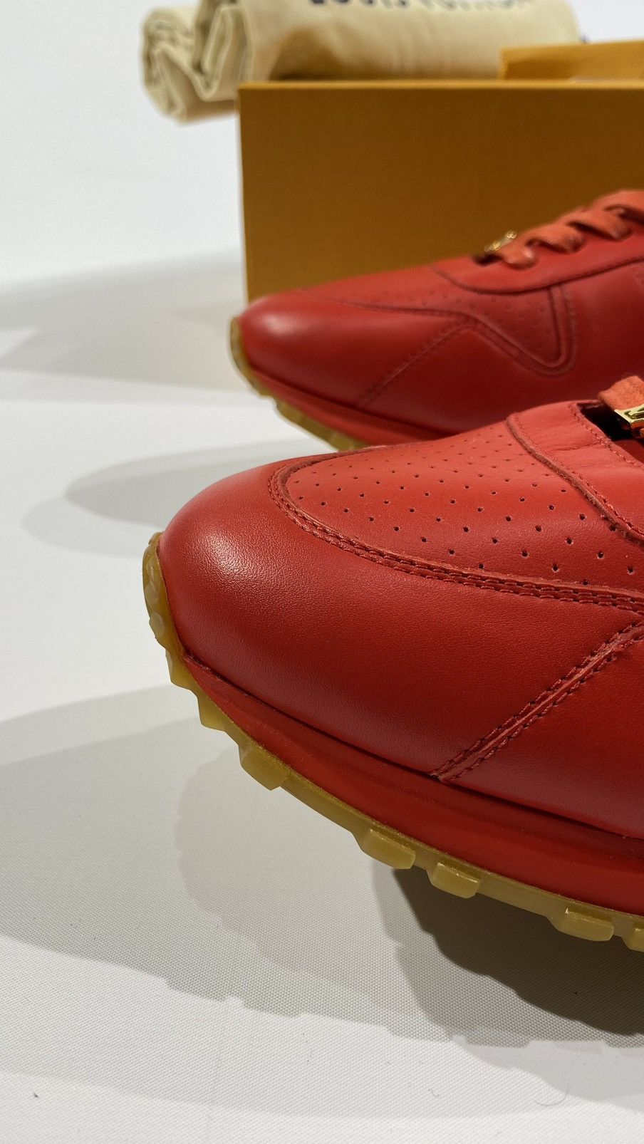 Louis Vuitton × Supreme Louis Vuitton X Supreme Sz10 Run Away sneakers Red Size US 10 / EU 43 - 9 Thumbnail