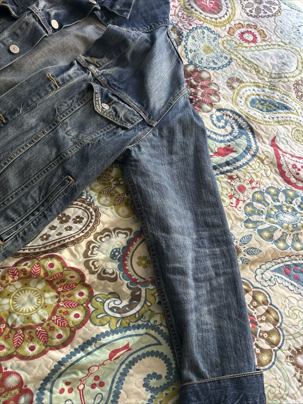 Other Levi's Men's Vintage Light Wash Denim Trucker Jacket Size M Size US M / EU 48-50 / 2 - 2 Thumbnail