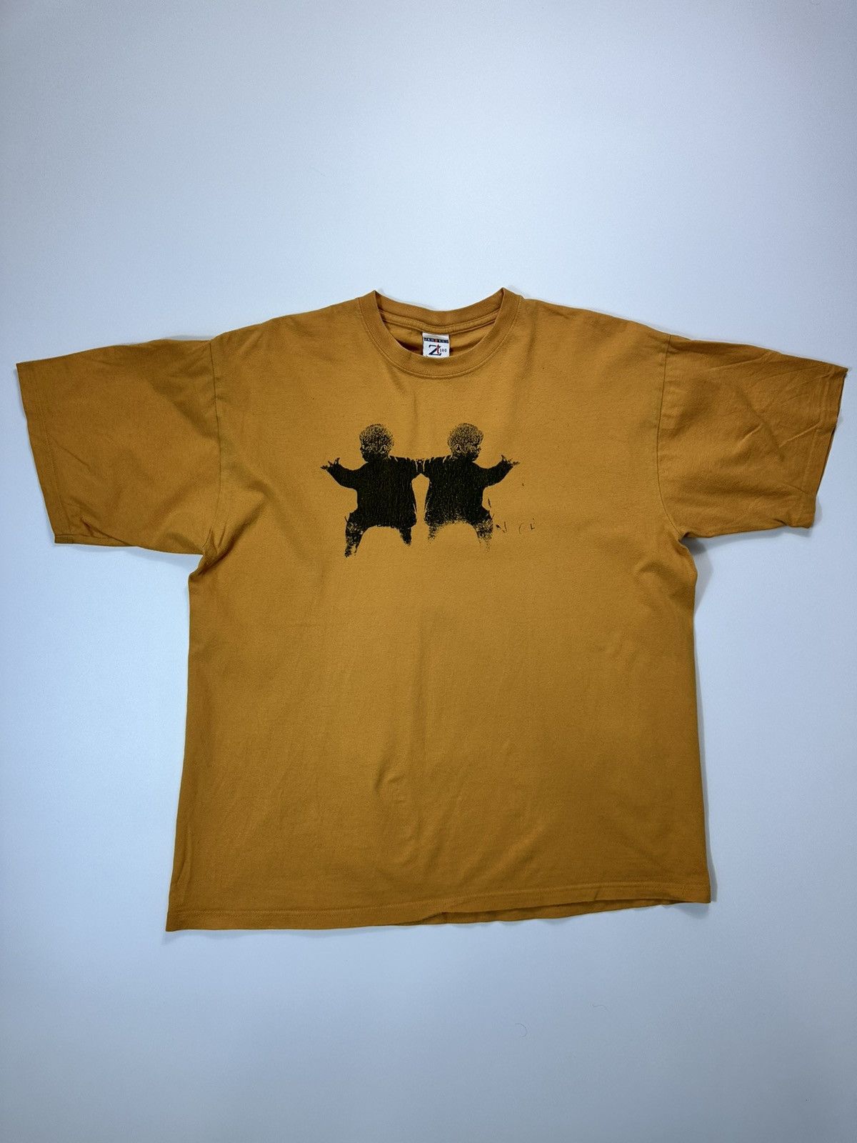 Vintage Vintage 2 Childrens Logo Y2K Band Tees Size US L / EU 52-54 / 3 - 1 Thumbnail