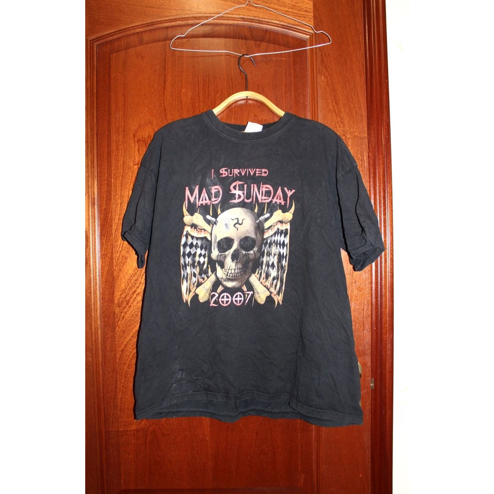 Vintage Vintage June 3rd 2007 I survived Mad Sunday T-Shirt L Black Unbranded Rock Mens Size US L / EU 52-54 / 3 - 2 Thumbnail