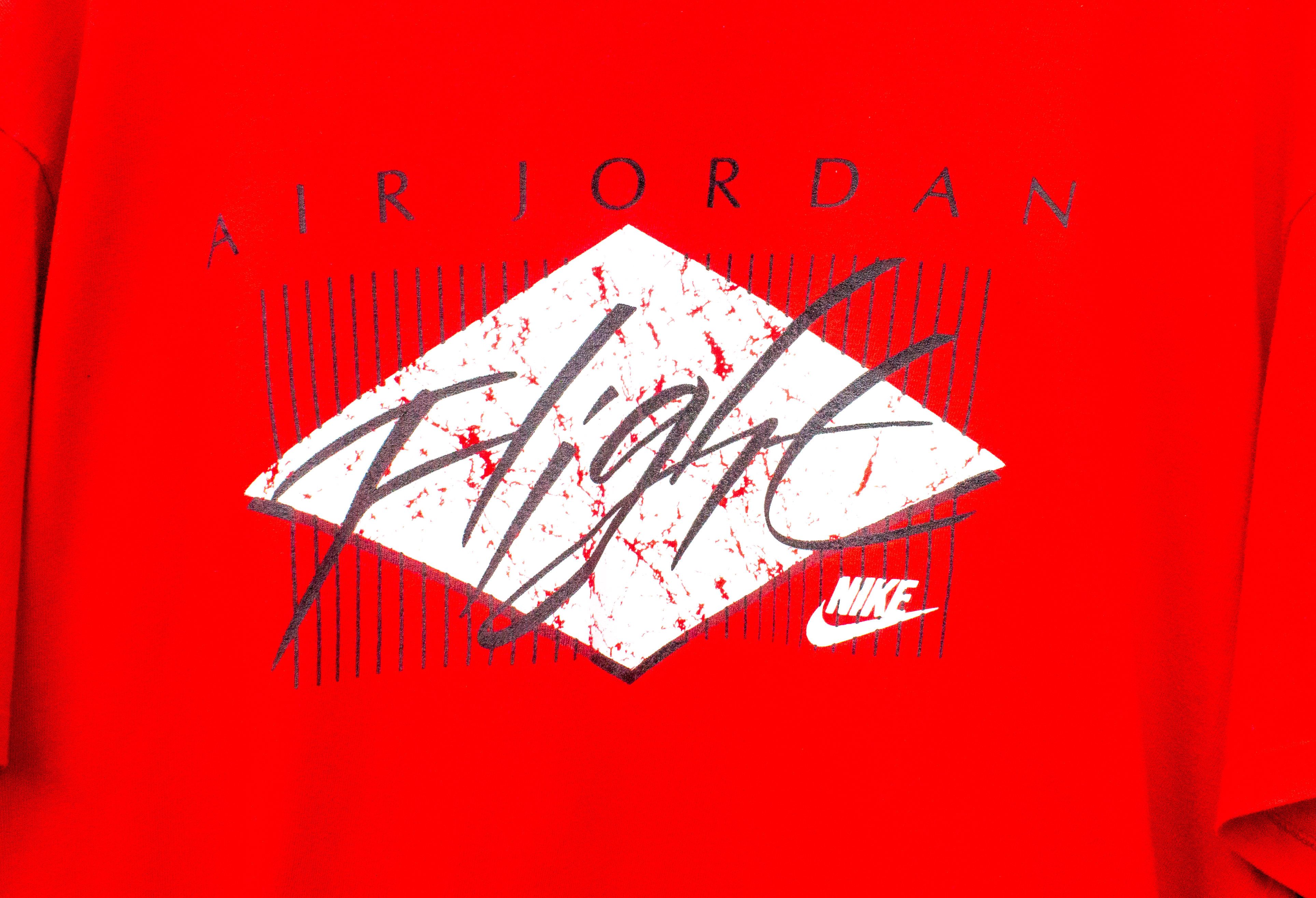 Nike 80's Rare Nike JORDAN FLIGHT T-shirt Size US L / EU 52-54 / 3 - 2 Thumbnail