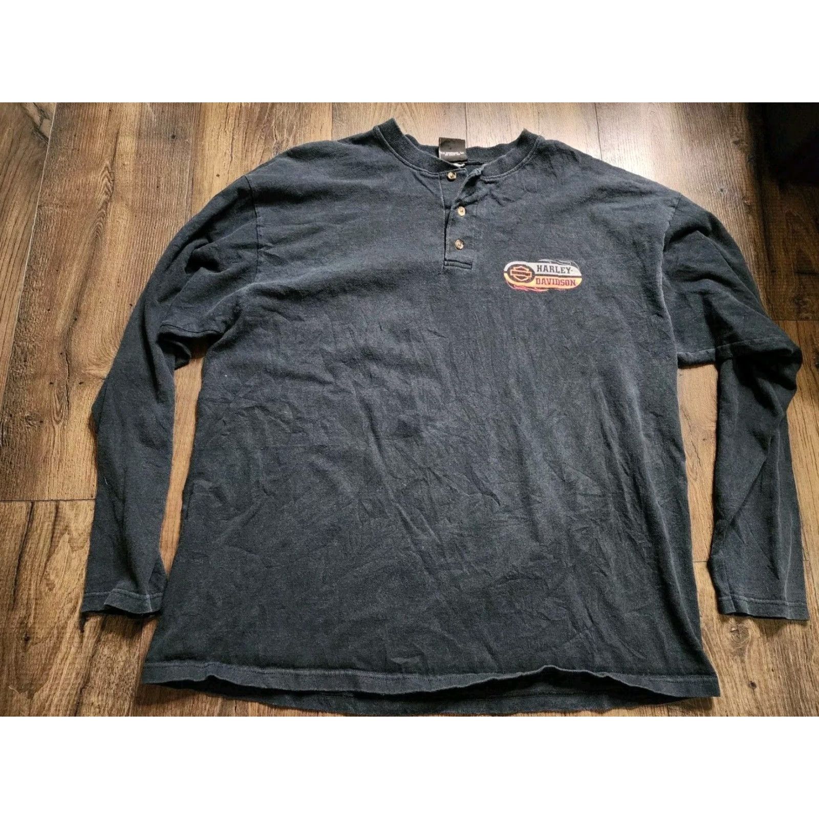 Harley Davidson VINTAGE Harley-Davidson Black XL Long Sleeve Henley T-Shirt Biker El Paso TX Mens Size US XL / EU 56 / 4 - 2 Thumbnail