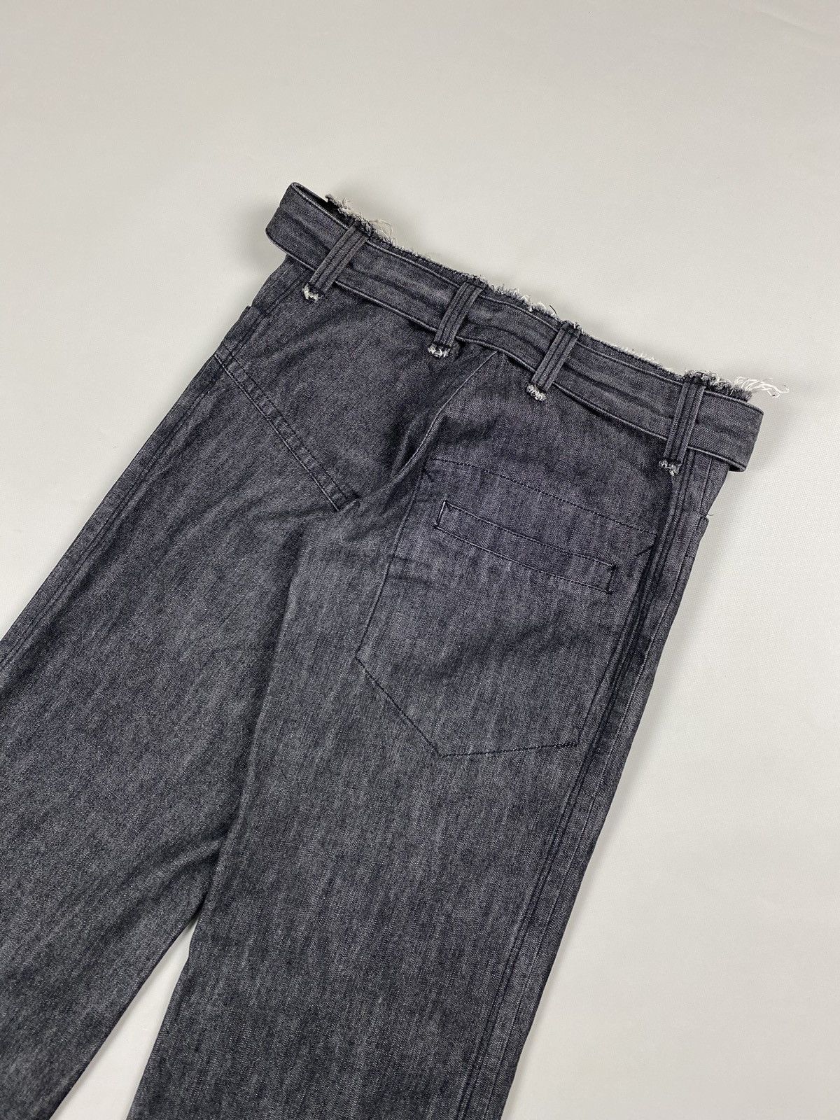 Yohji Yamamoto Yohji Yamamoto Femme Belted Wide Leg Low Rise Cut Jeans Size 26" / US 2 / IT 38 - 20 Thumbnail