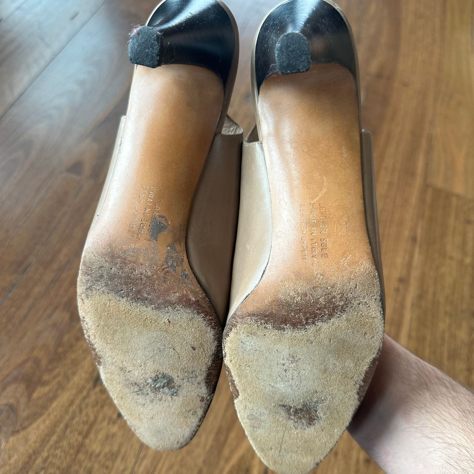 Salvatore Ferragamo Salvatore Ferragamo Vintage Sling Back Black Cap Heels 9.5 Size US 9.5 / IT 39.5 - 4 Thumbnail
