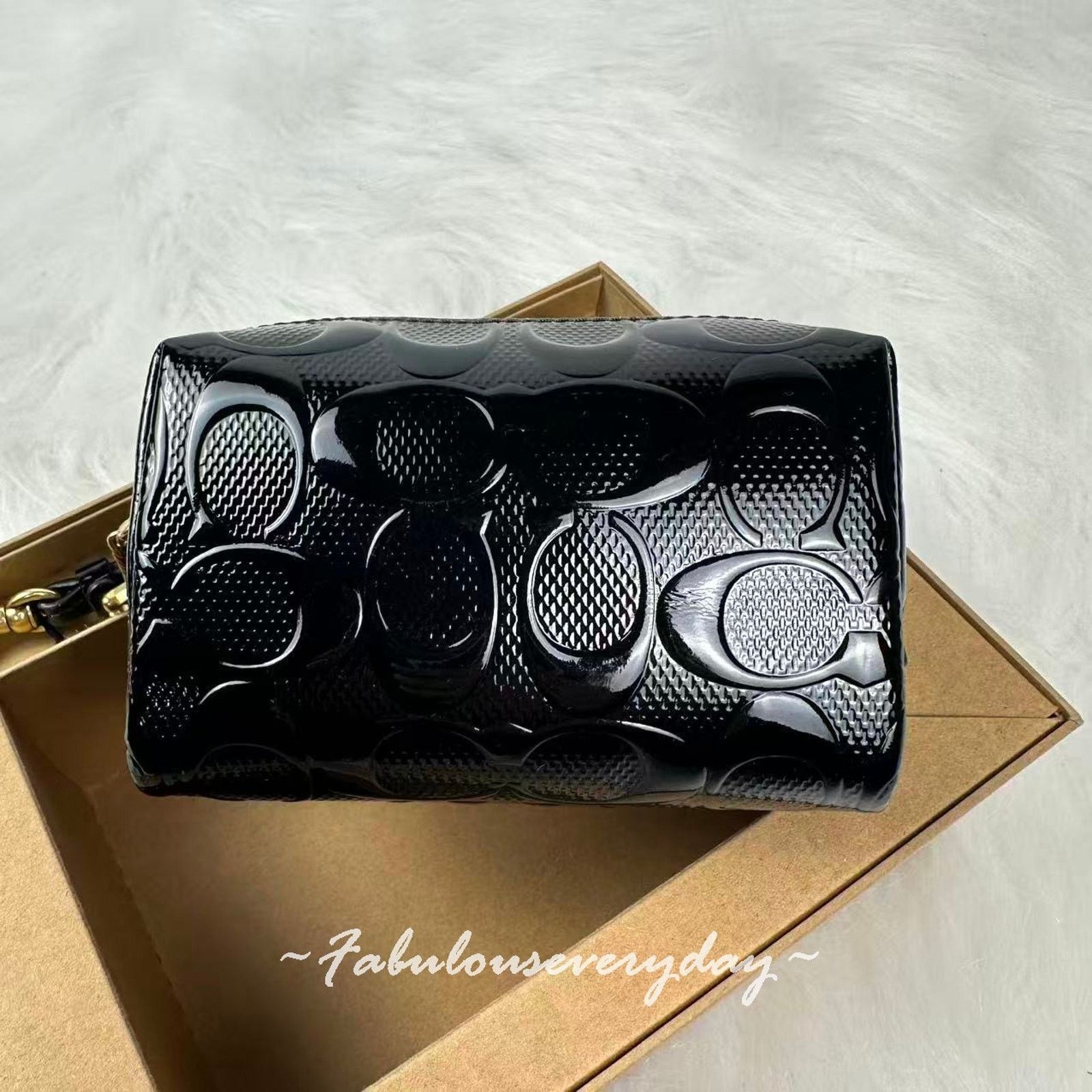 Coach Coach Boxed Essential Mini Cosmetic Pouch Wristlet Black Size ONE SIZE - 2 Thumbnail