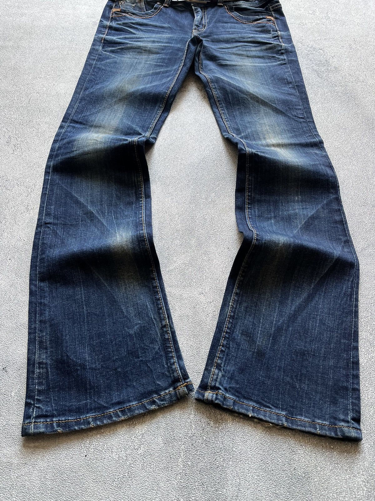 Tornado Mart 2000s HOTCHKISS DENIM FADED FLARE JEAN Size US 32 / EU 48 - 3 Thumbnail