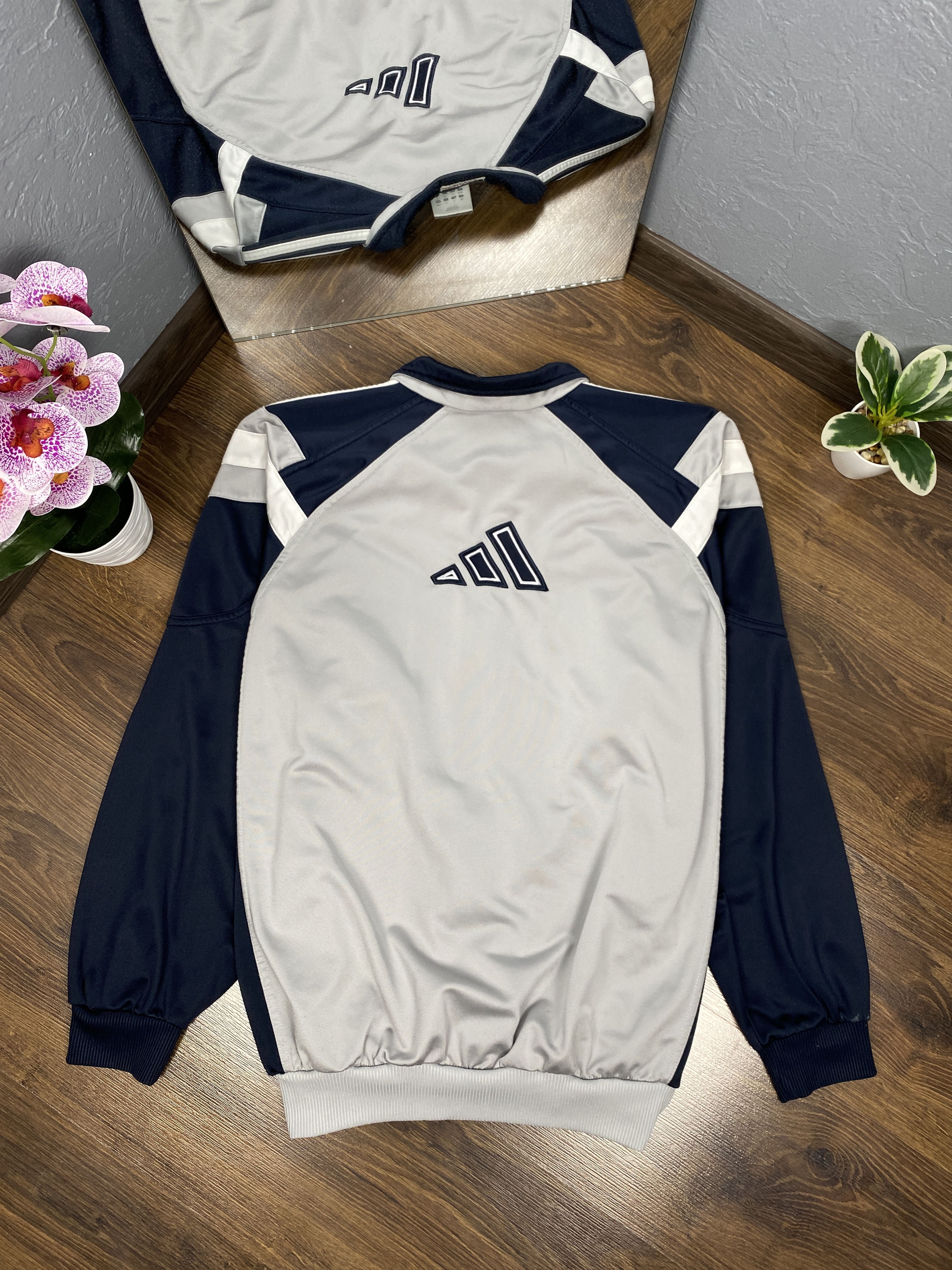 Adidas Adidas vintage track top jacket y2k Size US L / EU 52-54 / 3 - 8 Thumbnail