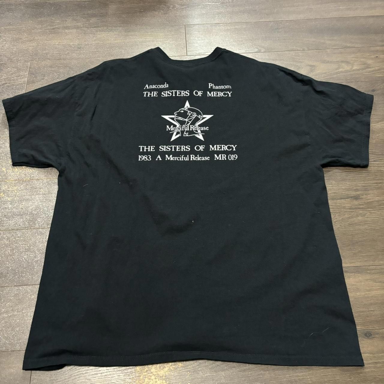 Gildan Vintage sisters of mercy t shirt 00s XXL Size US XXL / EU 58 / 5 - 5 Thumbnail