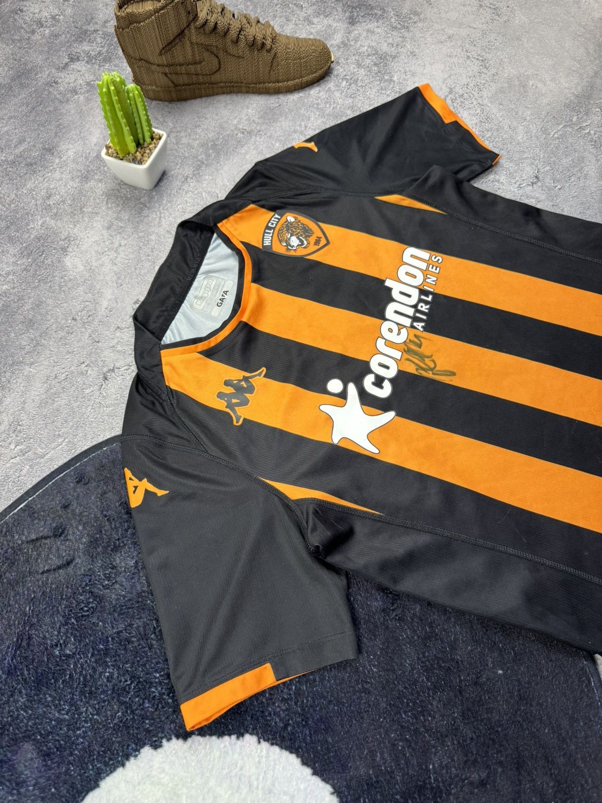 Sports Specialties SEAN QUINN #7 Hull City AFC 23/24 Match Issue Home Football Size US S / EU 44-46 / 1 - 2 Thumbnail