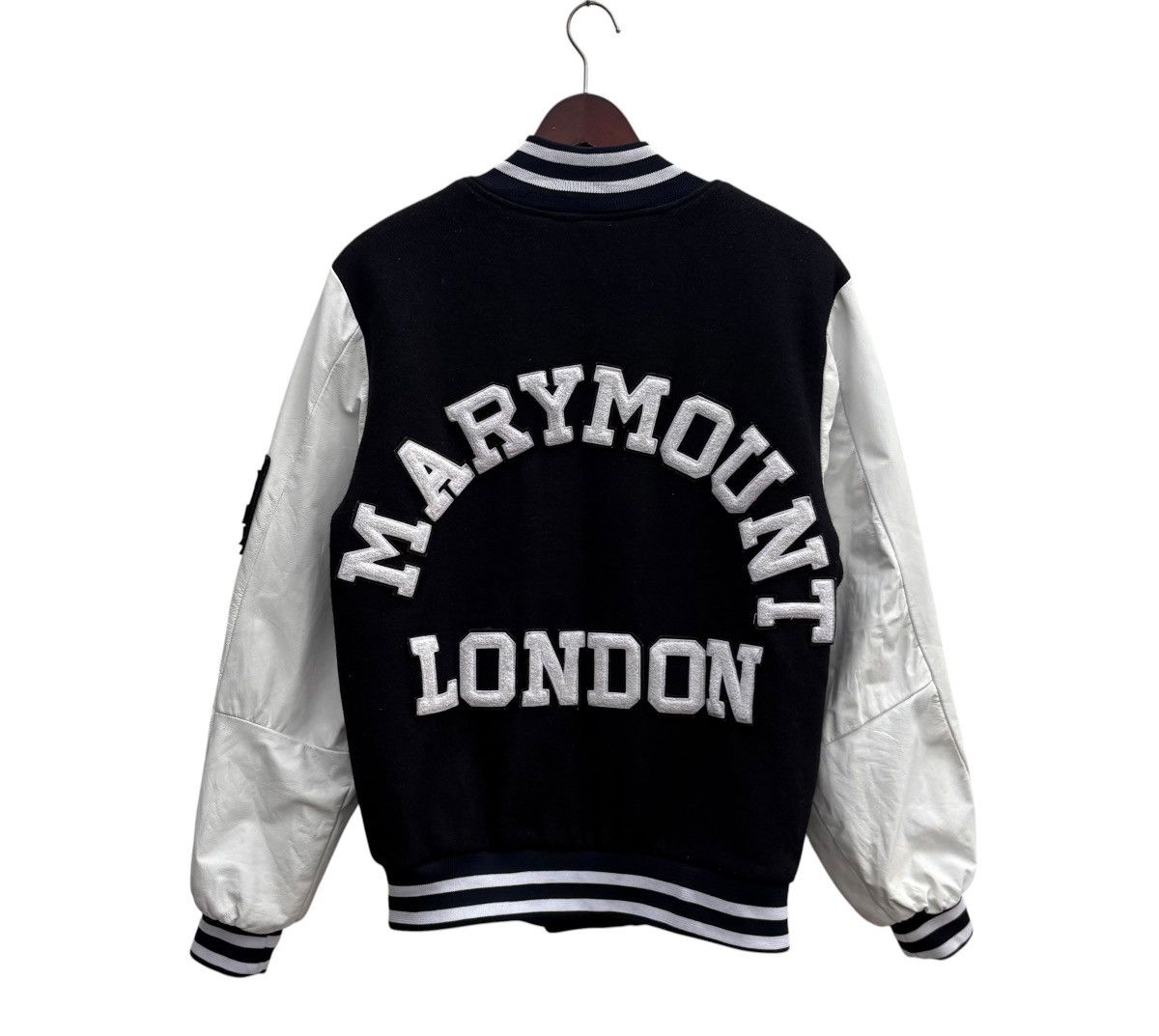 Vintage Vintage Marymount International School London Varsity Jacket Size US S / EU 44-46 / 1 - 8 Thumbnail