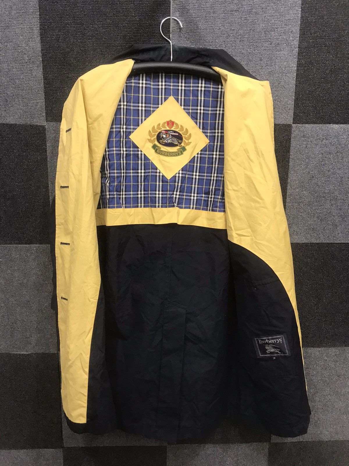 Burberry × Vintage Vintage Very Rare Archival BURBERRY Cotton Trench Coat Size S / US 4 / IT 40 - 1 Thumbnail