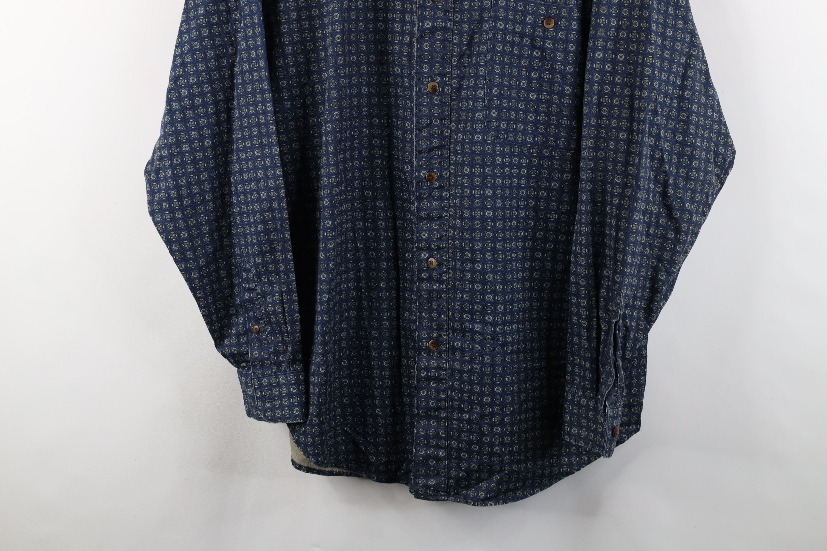 Vintage Vintage 90s Streetwear Geometric Collared Button Down Shirt Size US L / EU 52-54 / 3 - 3 Thumbnail