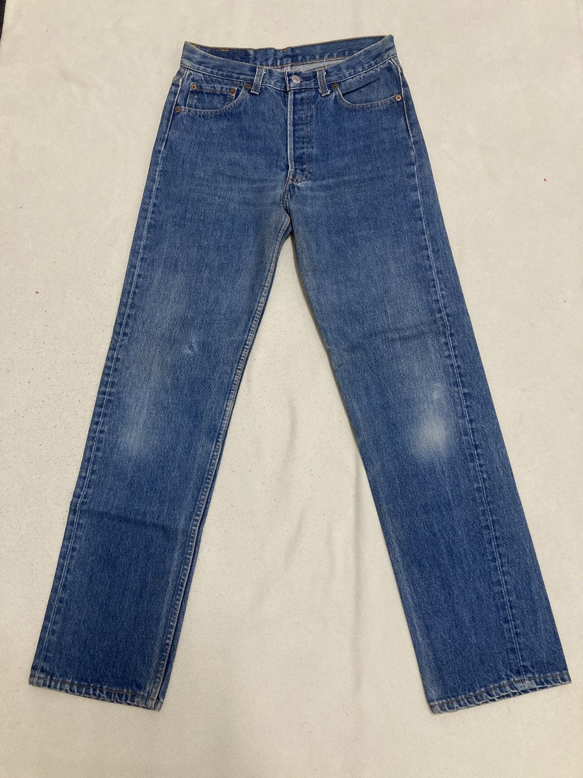 Levi's Vintage 90’s Levis 501 xx jeans Made in USA for Men Size US 30 / EU 46 - 1 Thumbnail
