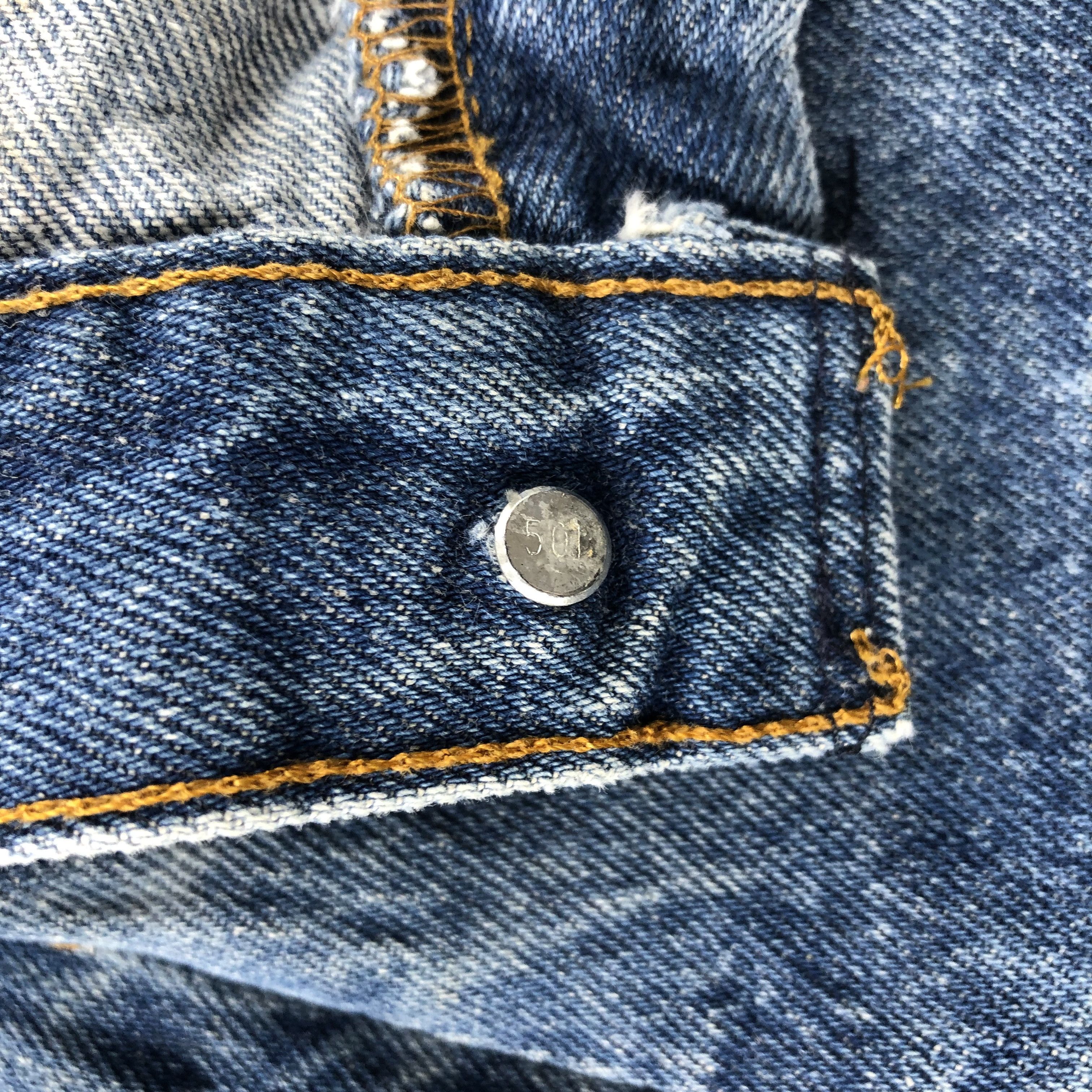 Levi's Vintage 80s Blue Wash Levis 501 Jeans-J1742 Size US 28 / EU 44 - 13 Thumbnail