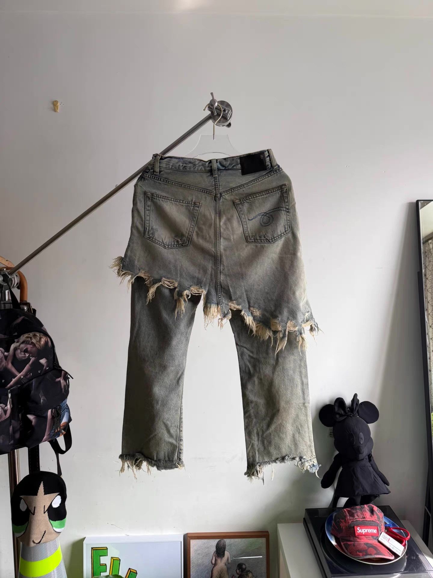 R13 R13 distressed vintage jeans Q17 Size US 34 / EU 50 - 2 Thumbnail