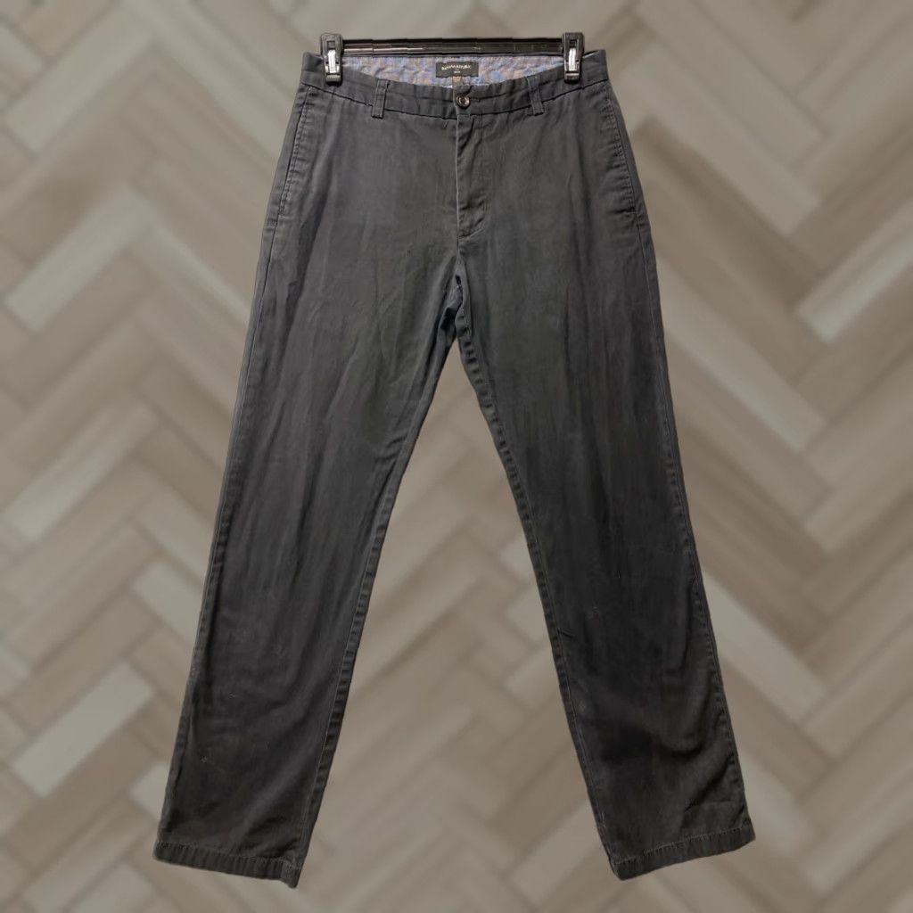 Banana Republic Banana Republic Chino Pants Men's 32x34 Slim Flat Front 5-Pocket Cotton Black Gavin Modern Casual Slim-Fit 34 Inseam Mens Size US 32 / EU 48 - 1 Thumbnail