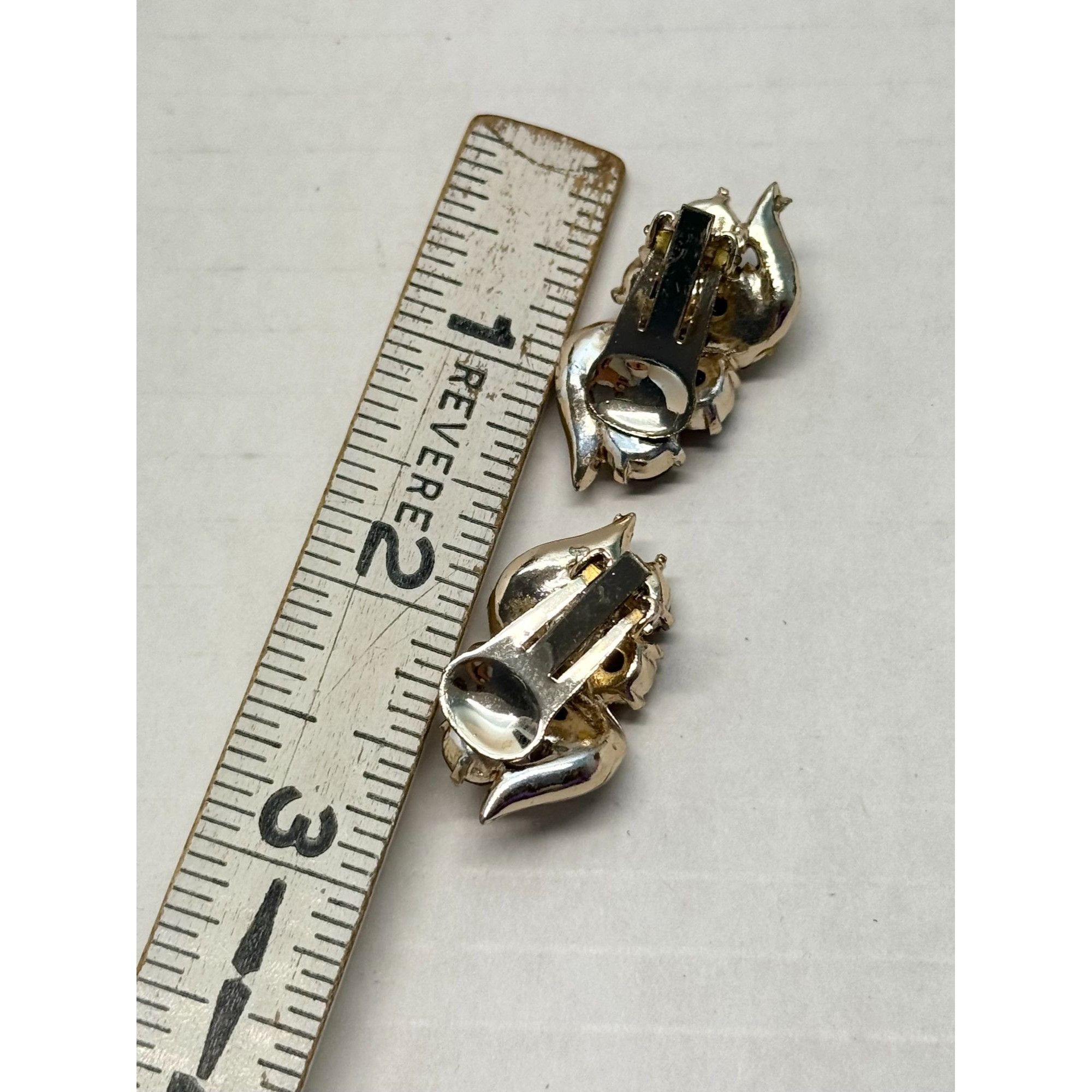 Vintage Vintage brown rhinestone clip on earrings Size ONE SIZE - 5 Thumbnail
