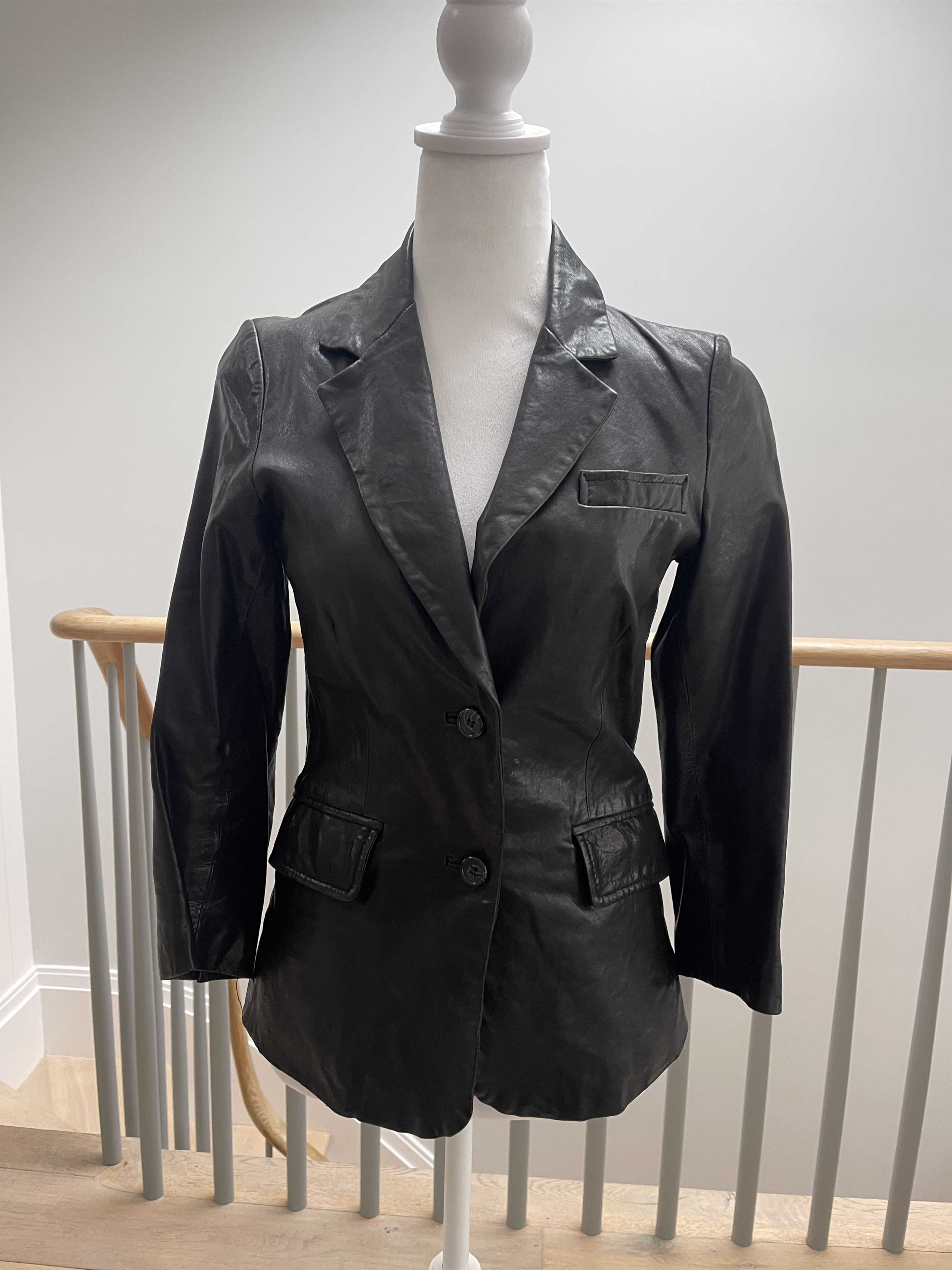 Elizabeth and James Leather Blazer Size XS / US 0-2 / IT 36-38 - 1 Thumbnail