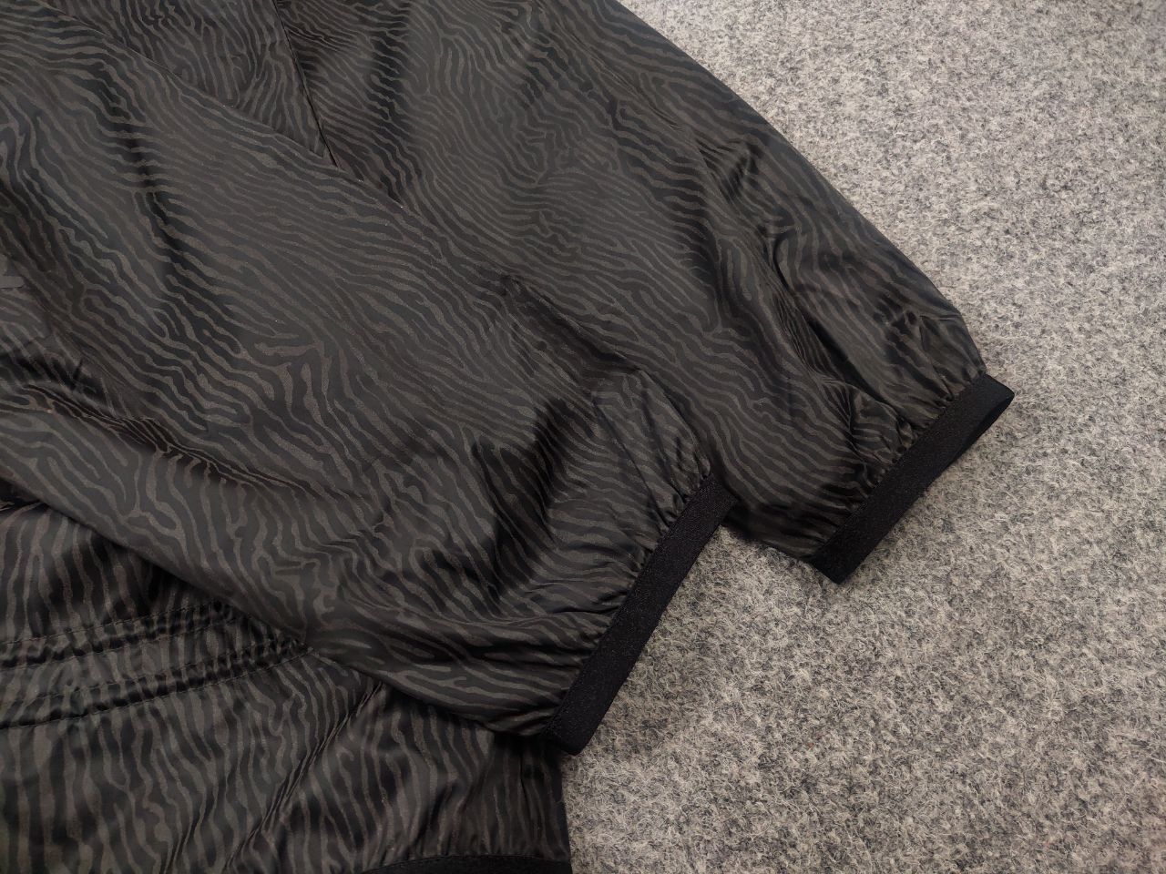 Nike Nike Women's Windbreaker Grid Print reflective Black Jacket Size M / US 6-8 / IT 42-44 - 7 Thumbnail