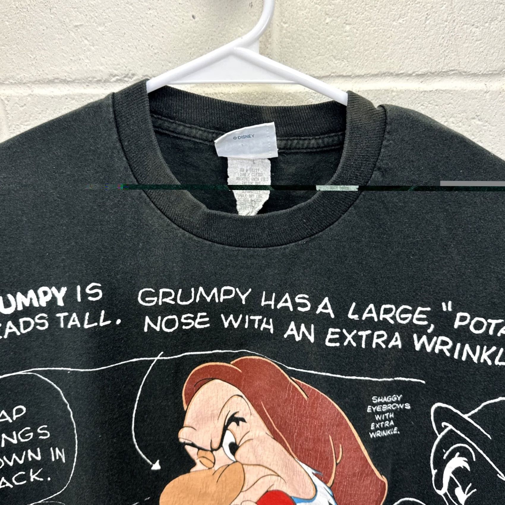 Disney VINTAGE Disney Grumpy Tee Shirt Snow White Seven Dwarfs XL AOP Black Cotton Crew Neck Short Sleeve Mens T-Shirt 1990s Grumpy Logo Vintage Disney Theme Size US XL / EU 56 / 4 - 6 Thumbnail