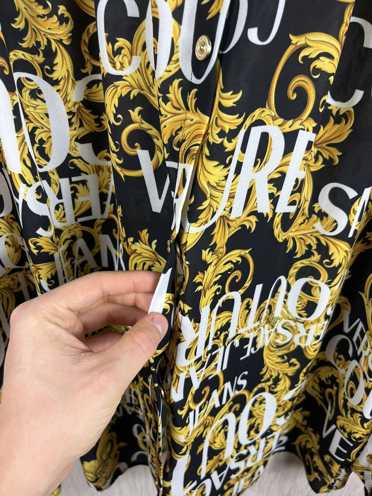 Versace × Versace Jeans Couture Versace Jeans Couture full print shirt gold details monogram Size US L / EU 52-54 / 3 - 15 Thumbnail