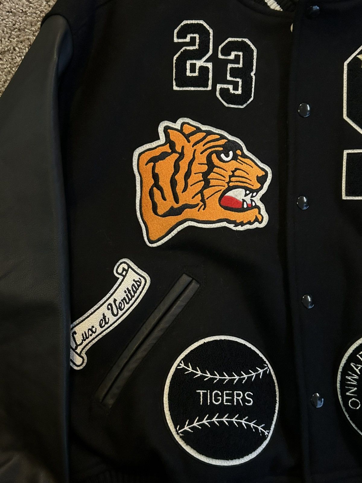 Supreme *New* Supreme Tiger Varsity Jacket Black Medium Size US M / EU 48-50 / 2 - 4 Thumbnail