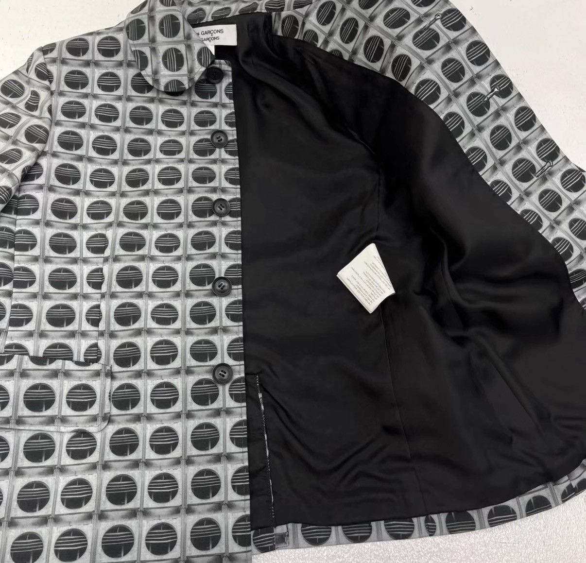 Comme des Garcons COMME des GARÇONS Geometric Polka Dot Cropped Jacket K23 Size S / US 4 / IT 40 - 5 Thumbnail