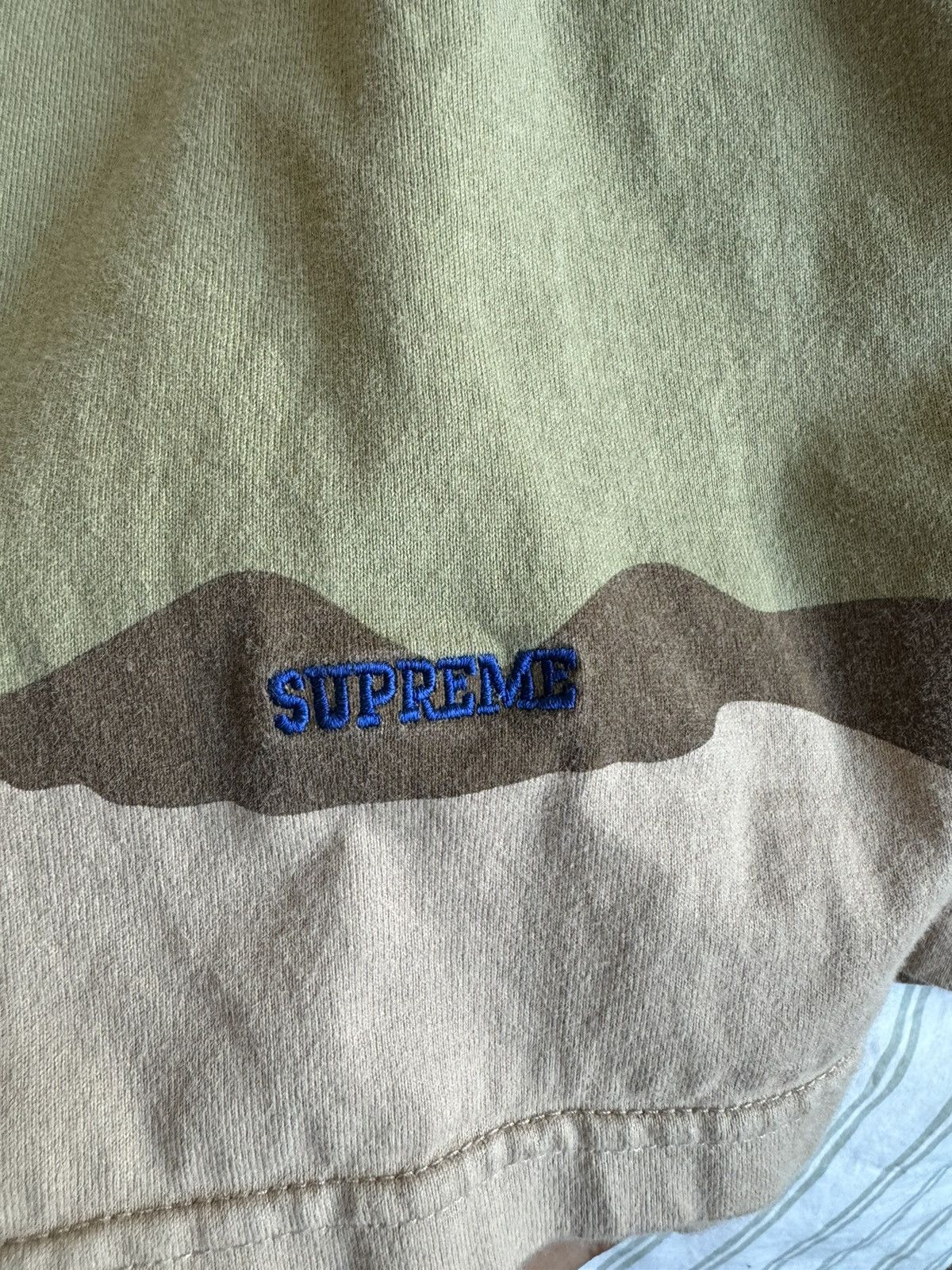 Supreme Camo Tee Size US L / EU 52-54 / 3 - 3 Thumbnail