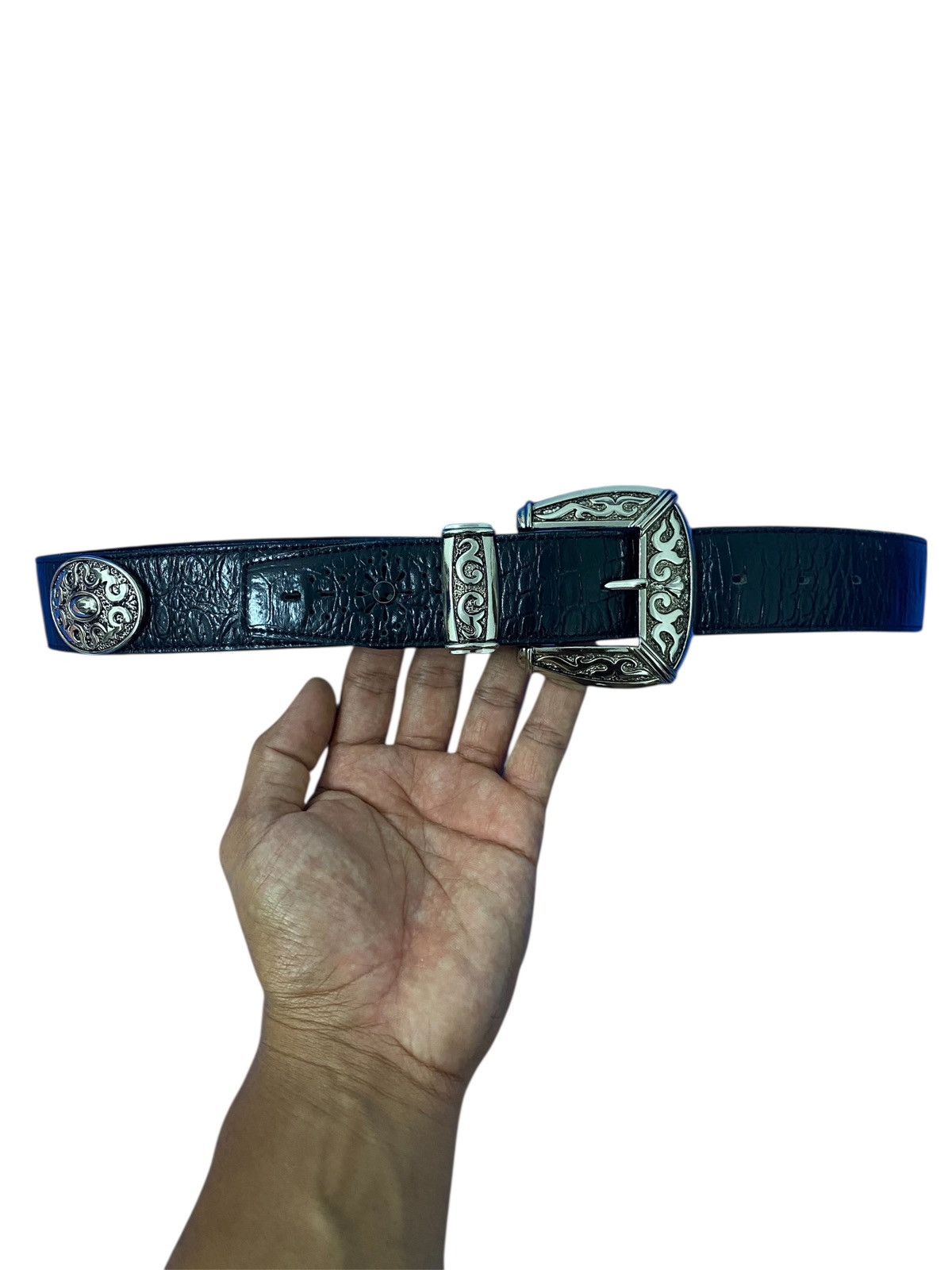 Tornado Mart Tordano Mart western style buckle with stud leather belt Size ONE SIZE - 11 Thumbnail