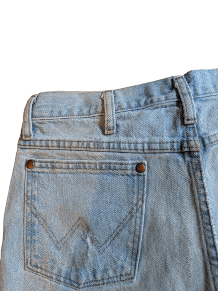 Wrangler Wrangler light wash jeans size 32 x 38 Size US 32 / EU 48 - 9 Thumbnail