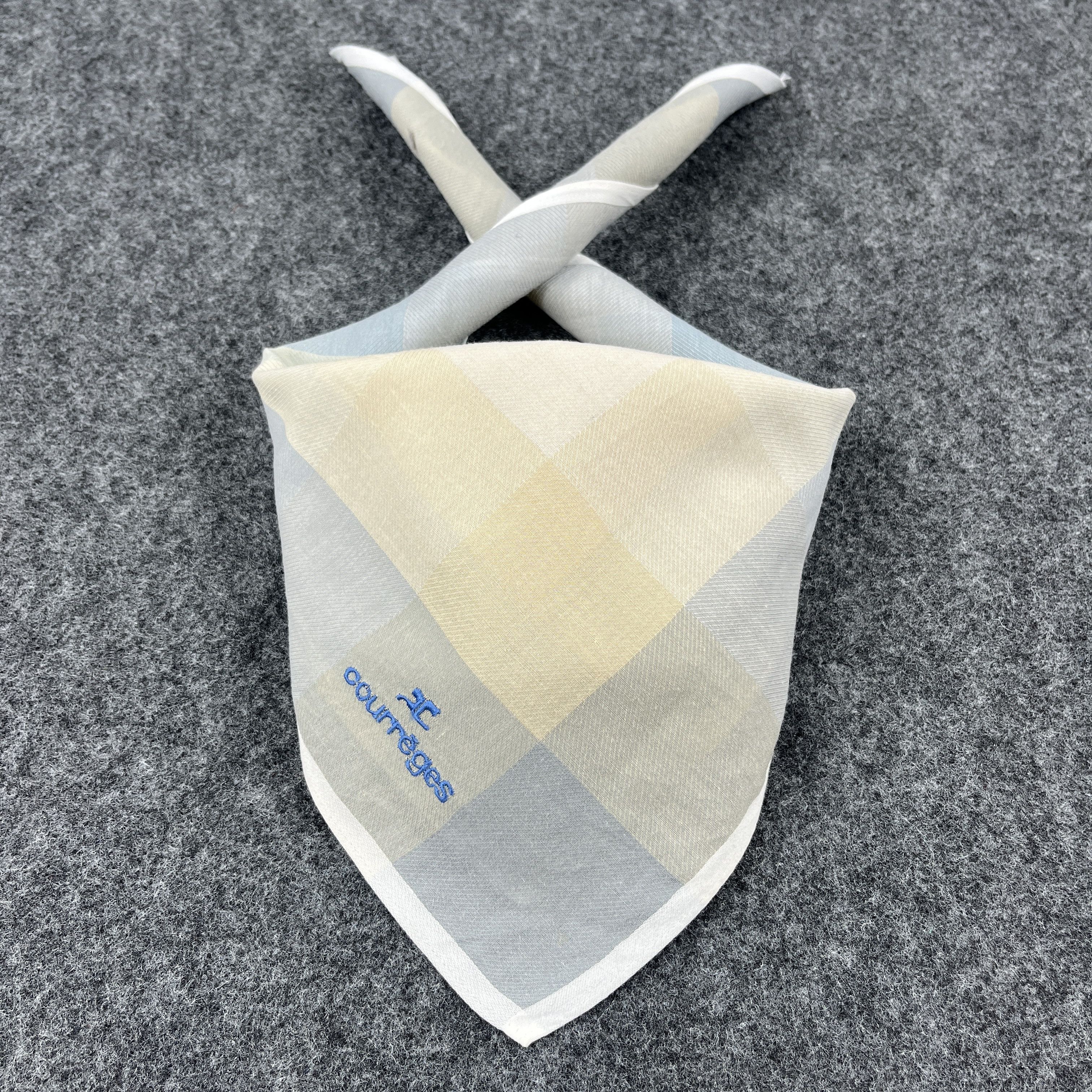 Courreges × Vintage Courreges Handkerchief / Bandana / Neckerchief B129 Size ONE SIZE - 1 Thumbnail