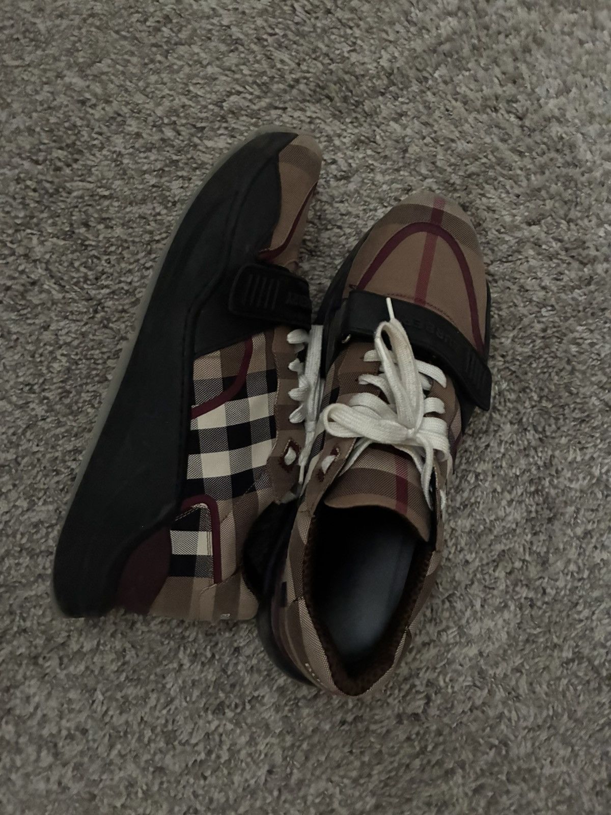 Burberry Burberry Check and Leather Sneaker Size US 13 / EU 46 - 1 Thumbnail