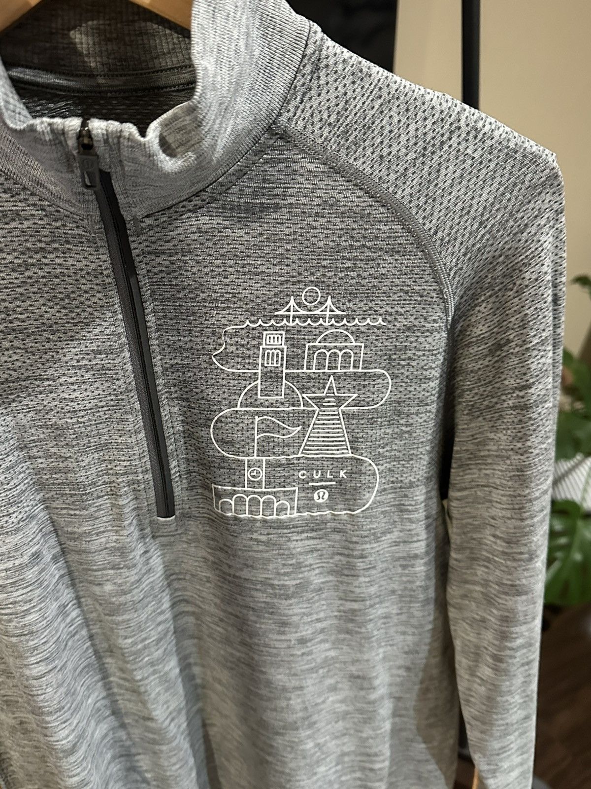 Lululemon Lululemon Metal Vent Half Zip San Francisco Print Culk Size US S / EU 44-46 / 1 - 4 Thumbnail