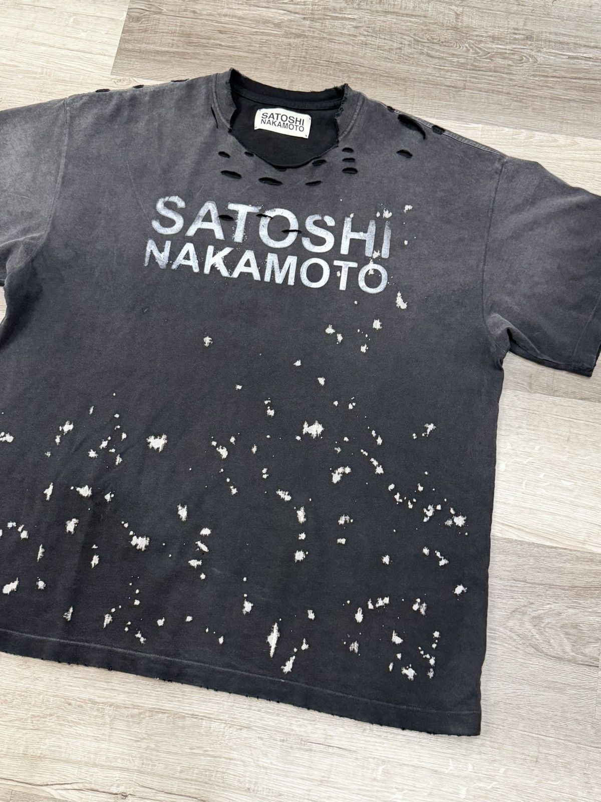 Satoshi Nakamoto Satoshi Nakamoto Destroyed Luke Tee Black Size XL Size US XL / EU 56 / 4 - 4 Thumbnail