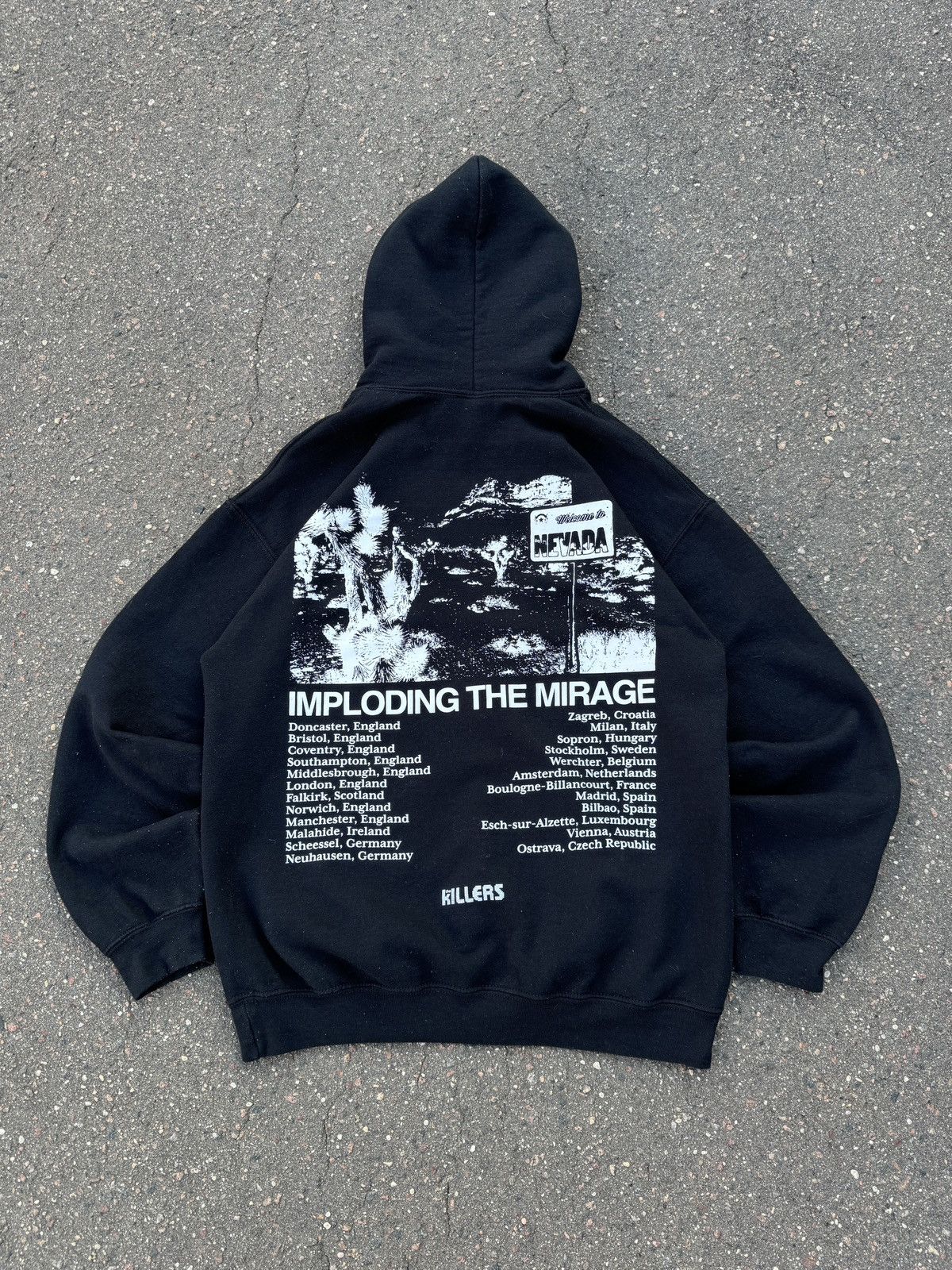 Band Tees VINTAGE THE KILLERS IMPLODING THE MIRAGE HOODIE TOUR 2022 Size US M / EU 48-50 / 2 - 5 Thumbnail