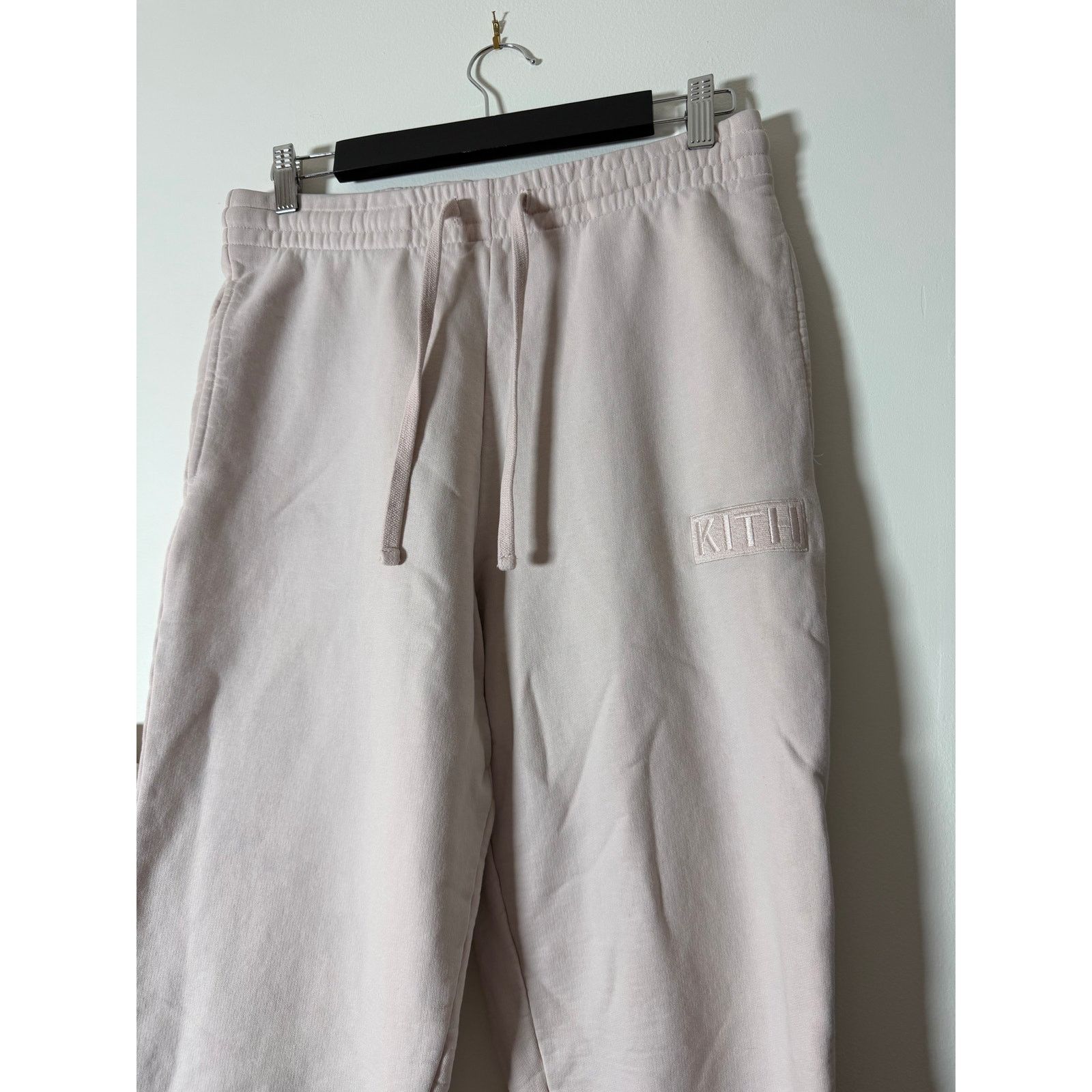 Kith kith light pink box logo hoodie and sweatpants set Size US S / EU 44-46 / 1 - 2 Thumbnail