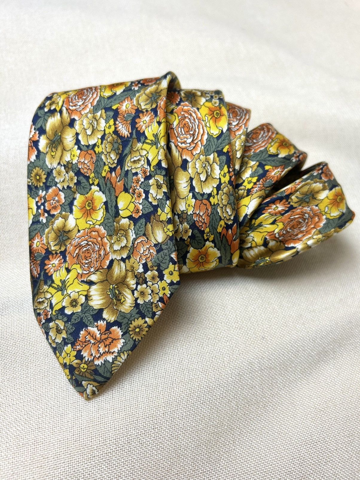 Other Nina Ricci multicolour floral Silk Mens Tie Size ONE SIZE - 2 Thumbnail