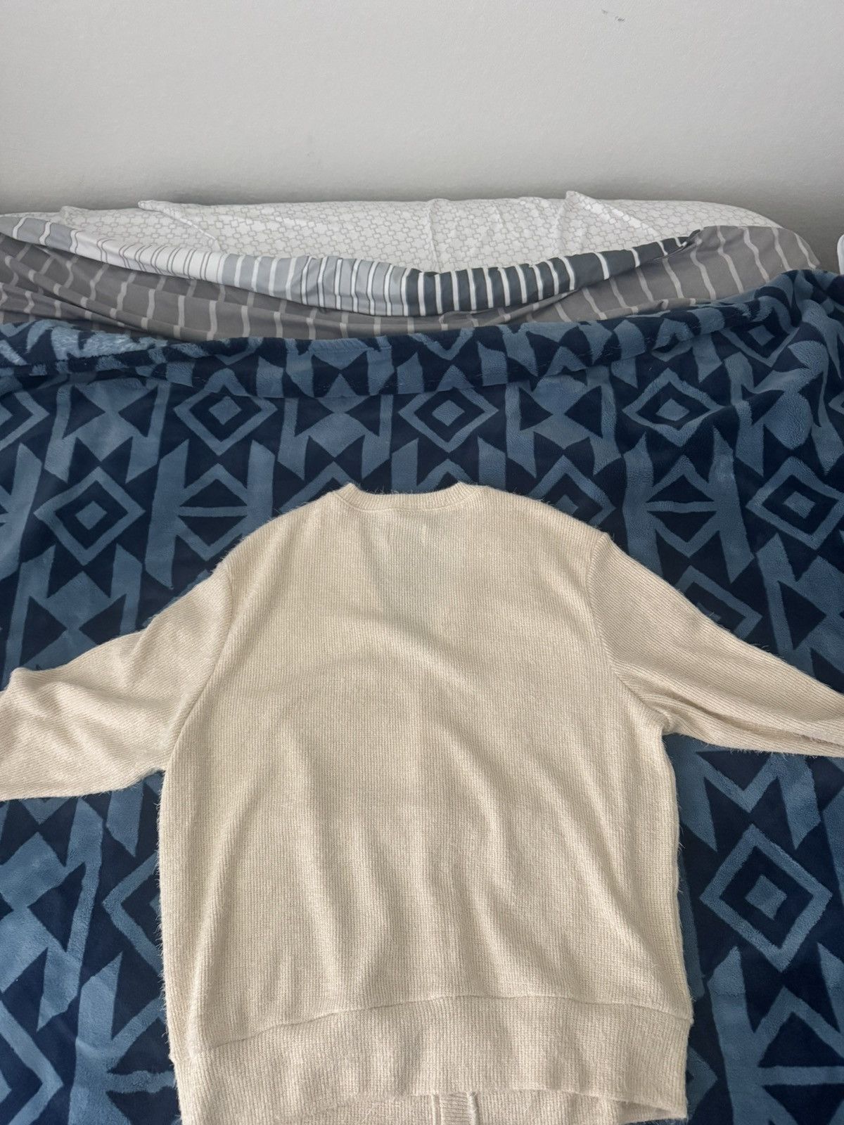 Golf grand hotel cardigan sweater