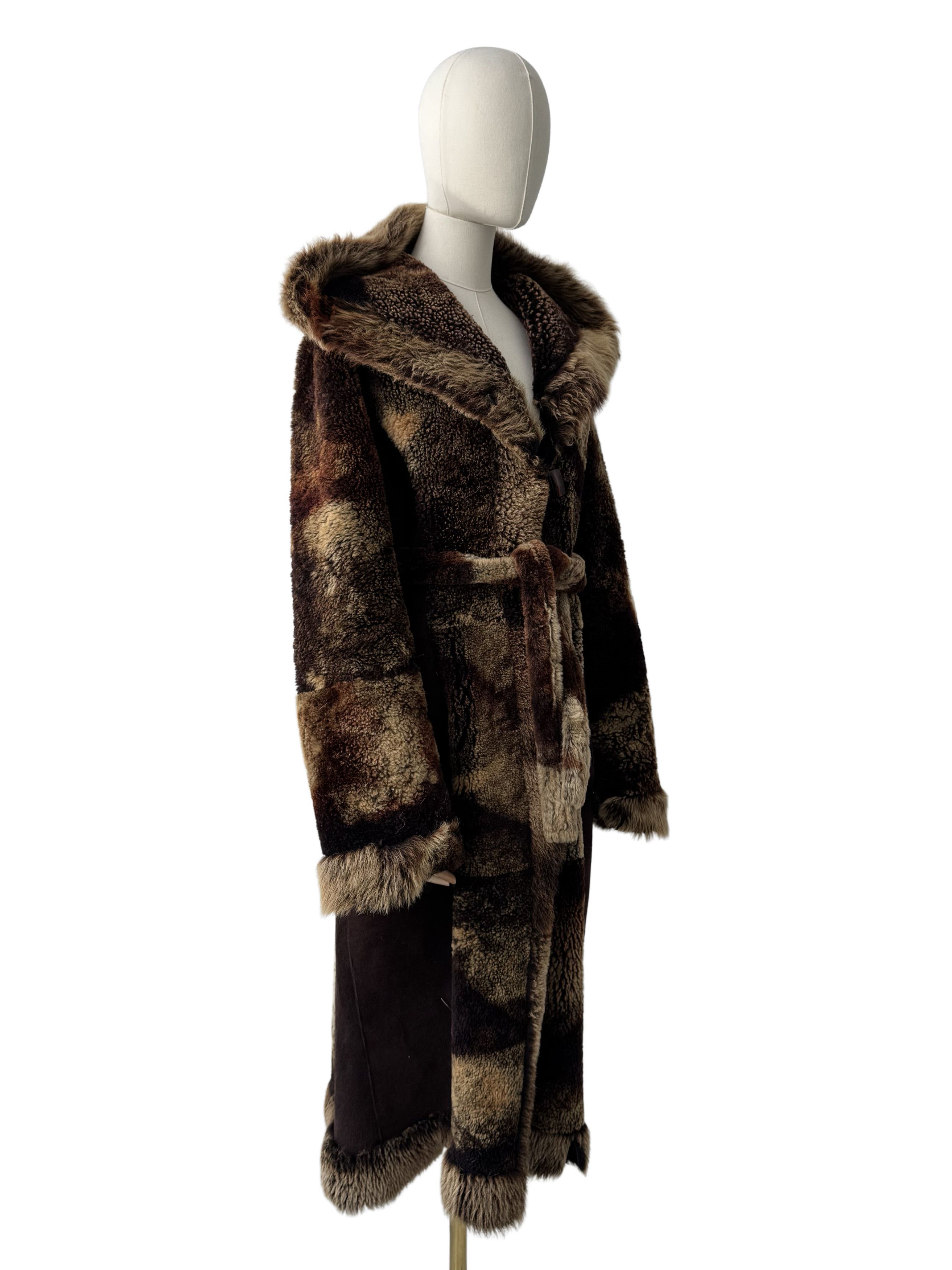 Vintage Vintage Real Sheepskin Hooded Coat Size L / US 10 / IT 46 - 1 Thumbnail