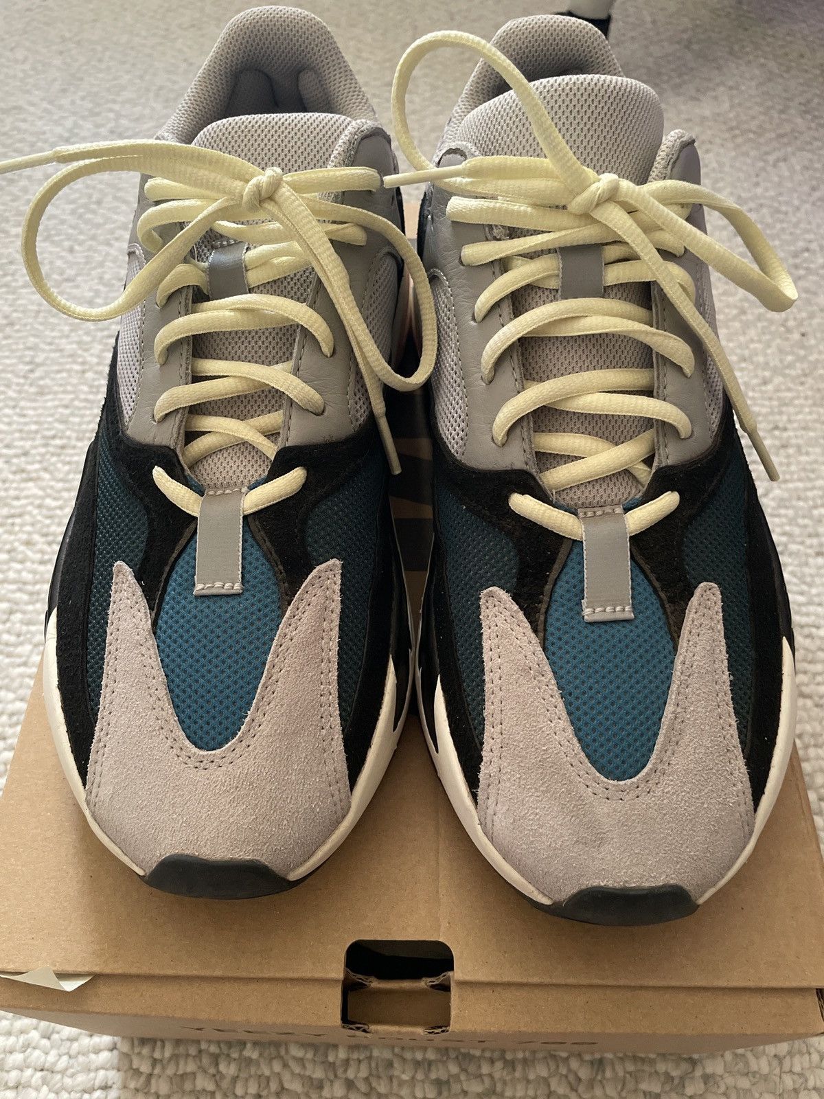 Yeezy Adidas Yeezy Boost 700 Wave Runner Size US 9.5 / EU 42-43 - 3 Thumbnail