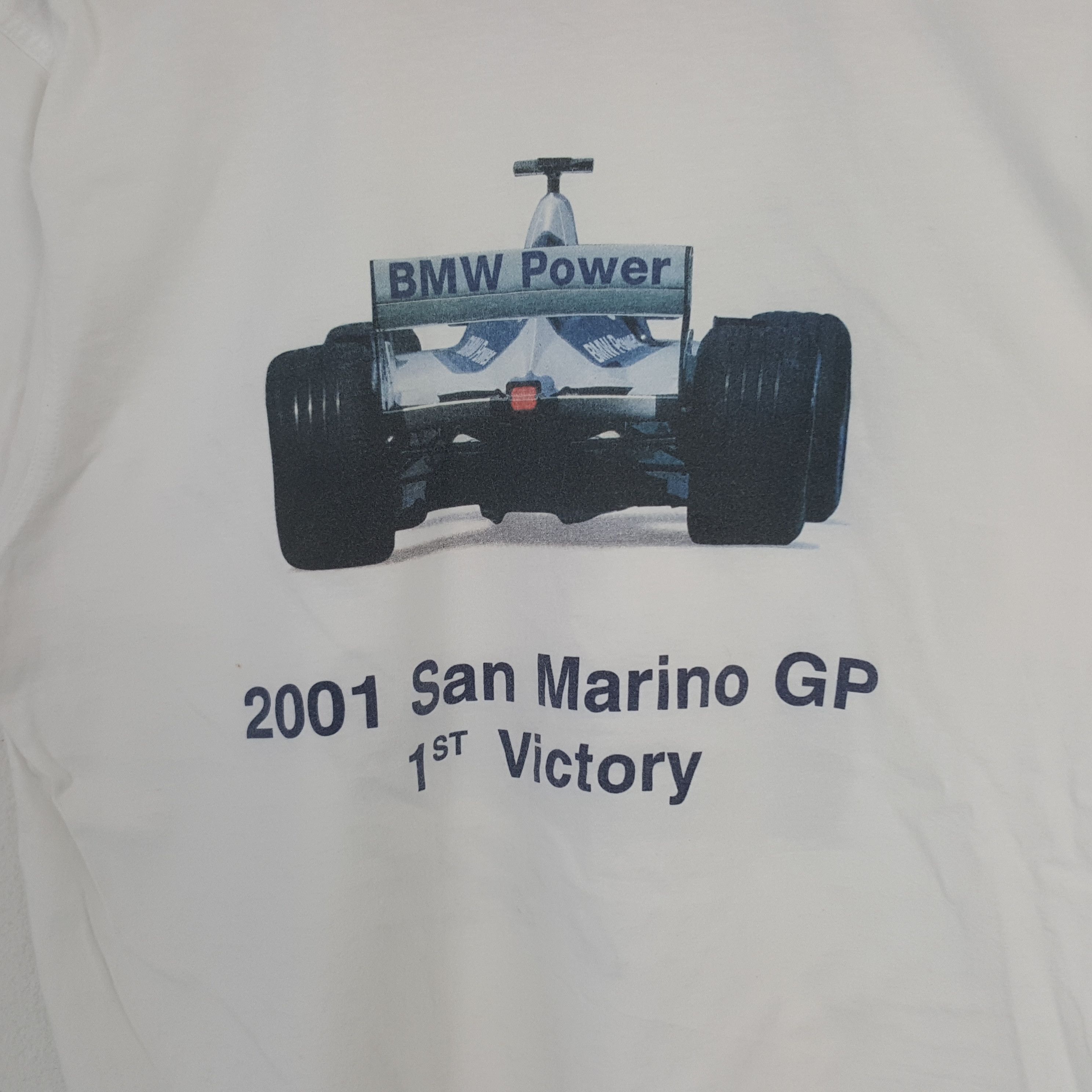 BMW Vintage 2001 San Marino GP BMW Formula One Tshirt C239 Size US M / EU 48-50 / 2 - 2 Thumbnail