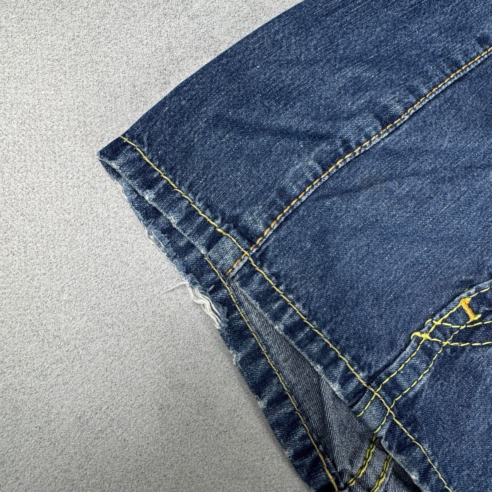 Levi's Vintage Levis Mini Skirt Size Sx Blue Denim Short Size 28" / US 6 / IT 42 - 6 Thumbnail