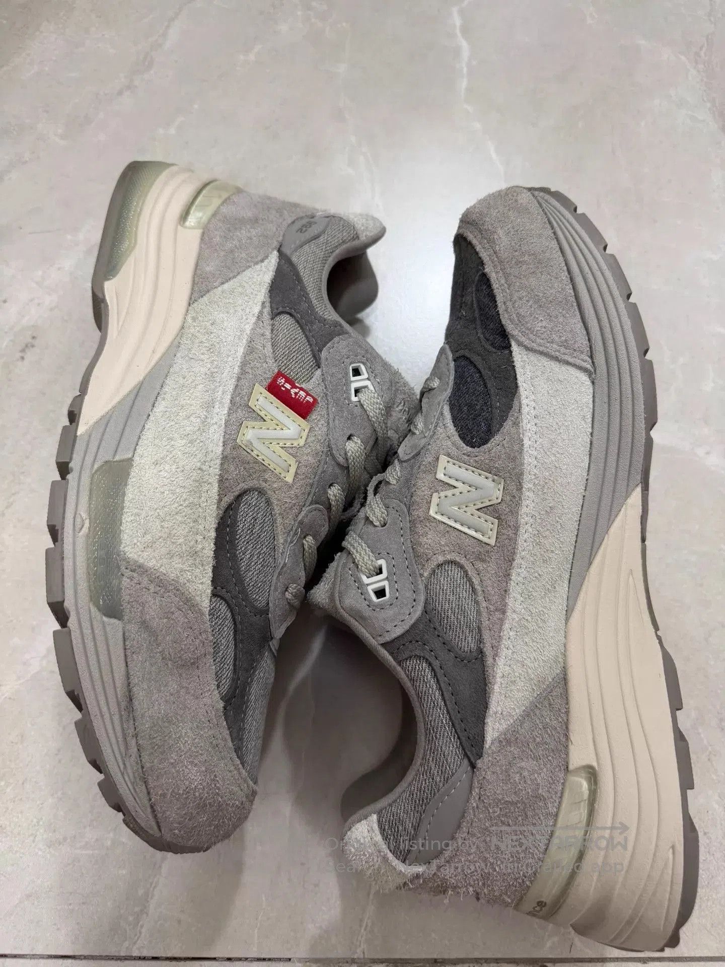 Levi's Gray Low-Top Sneakers Size 9. Size US 9 / EU 42 - 2 Thumbnail