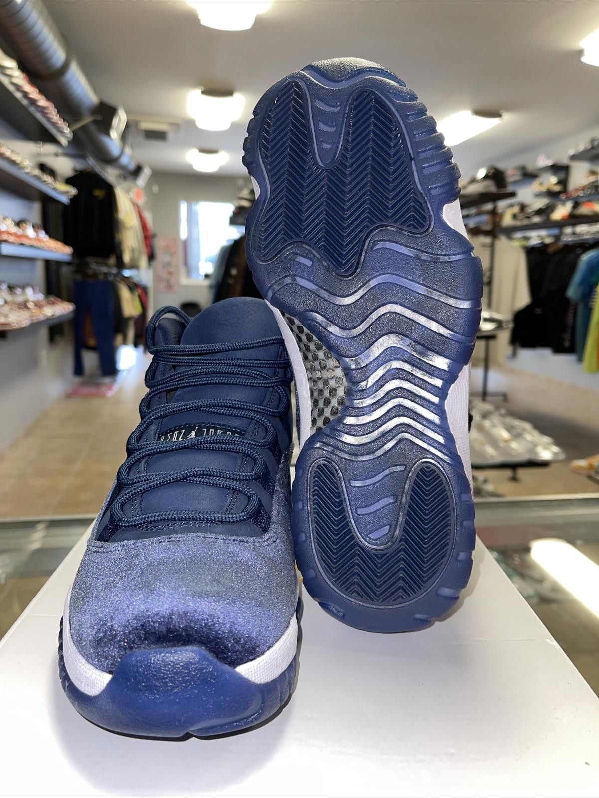 Jordan Brand Size 9.5w - Jordan 11 Retro Navy Velvet 2022, AR0715-441 Size US 9.5 / IT 39.5 - 5 Thumbnail